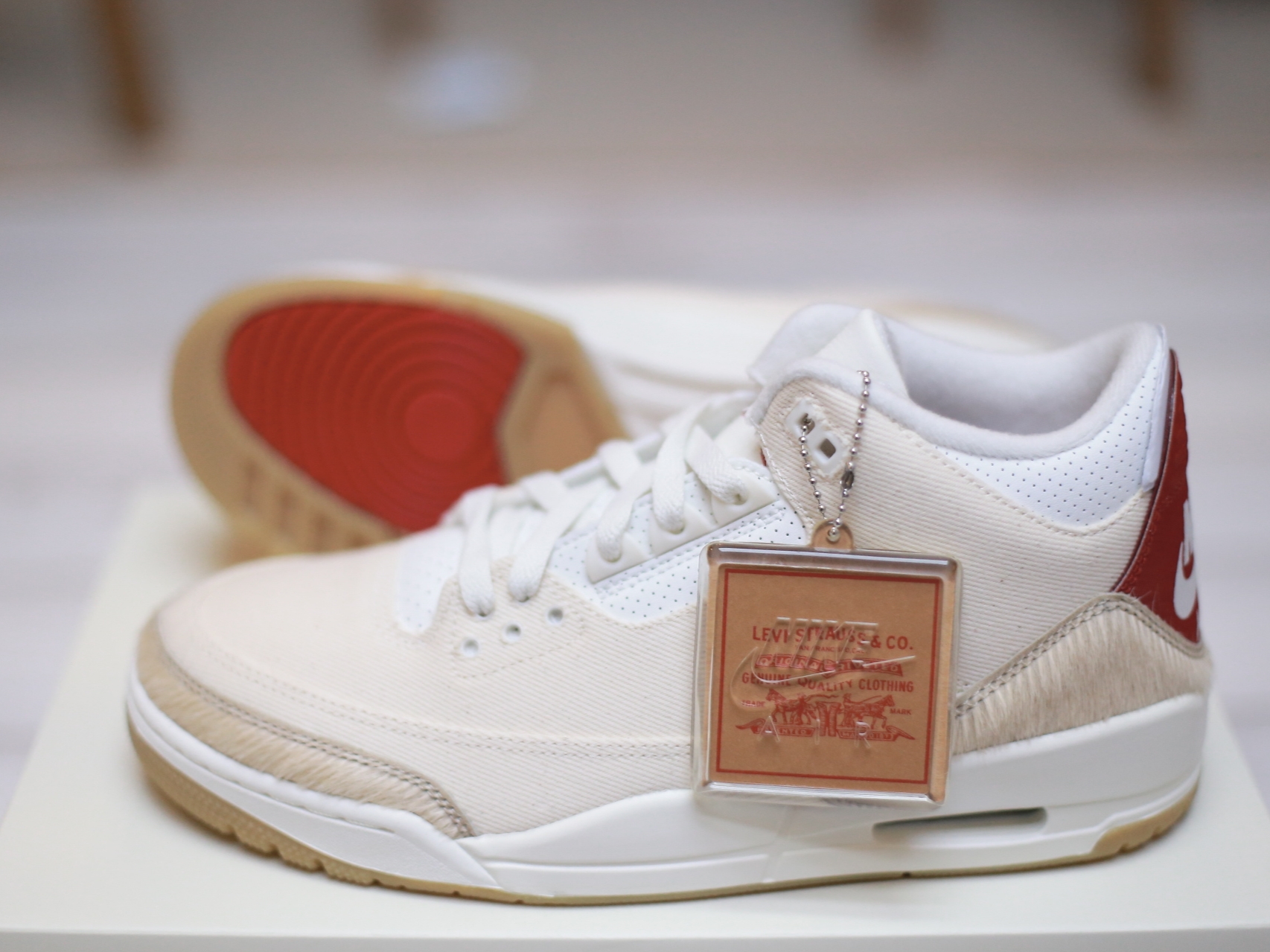 Jordan 3 x Levi’s Ecru Denim 착용 스타일 - 4
