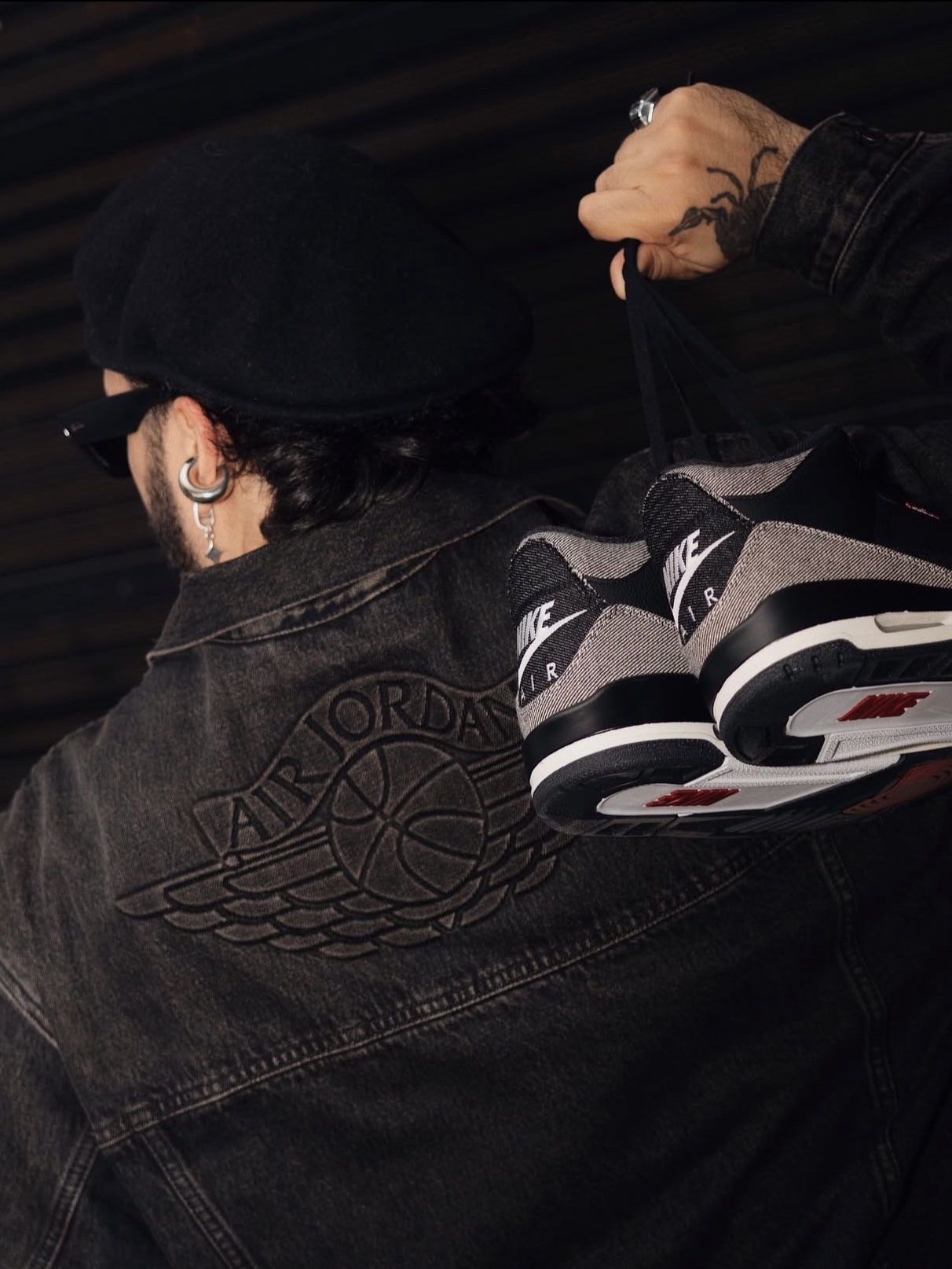 Levi's x Jordan Type III Trucker Black 착용 스타일 - 4