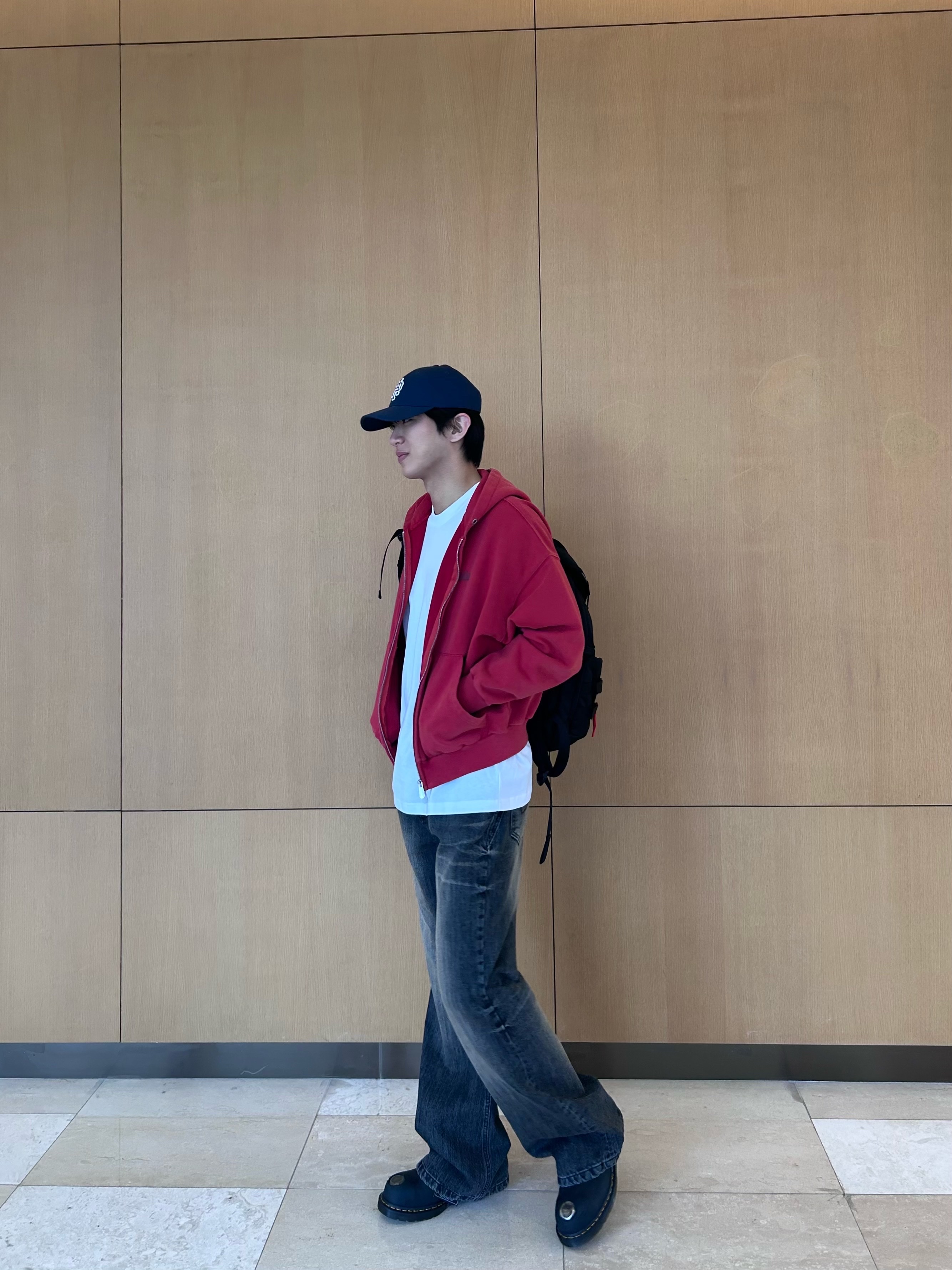 Oakley Bathroom Sink RC Backpack Blackout - 26SS 착용 스타일 - 4