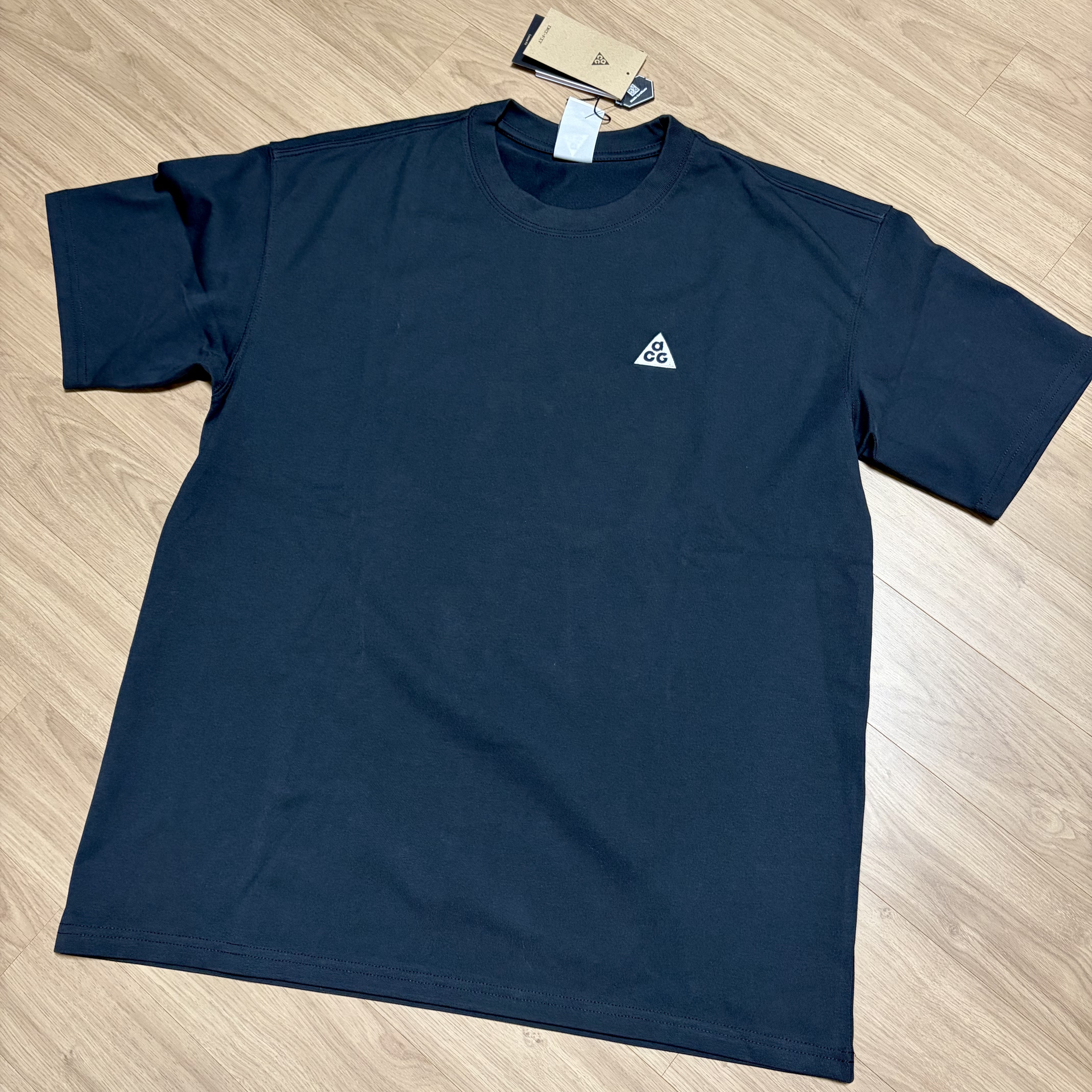 Nike ACG Max 90 T-Shirt Black - Asia 착용 스타일 - 2