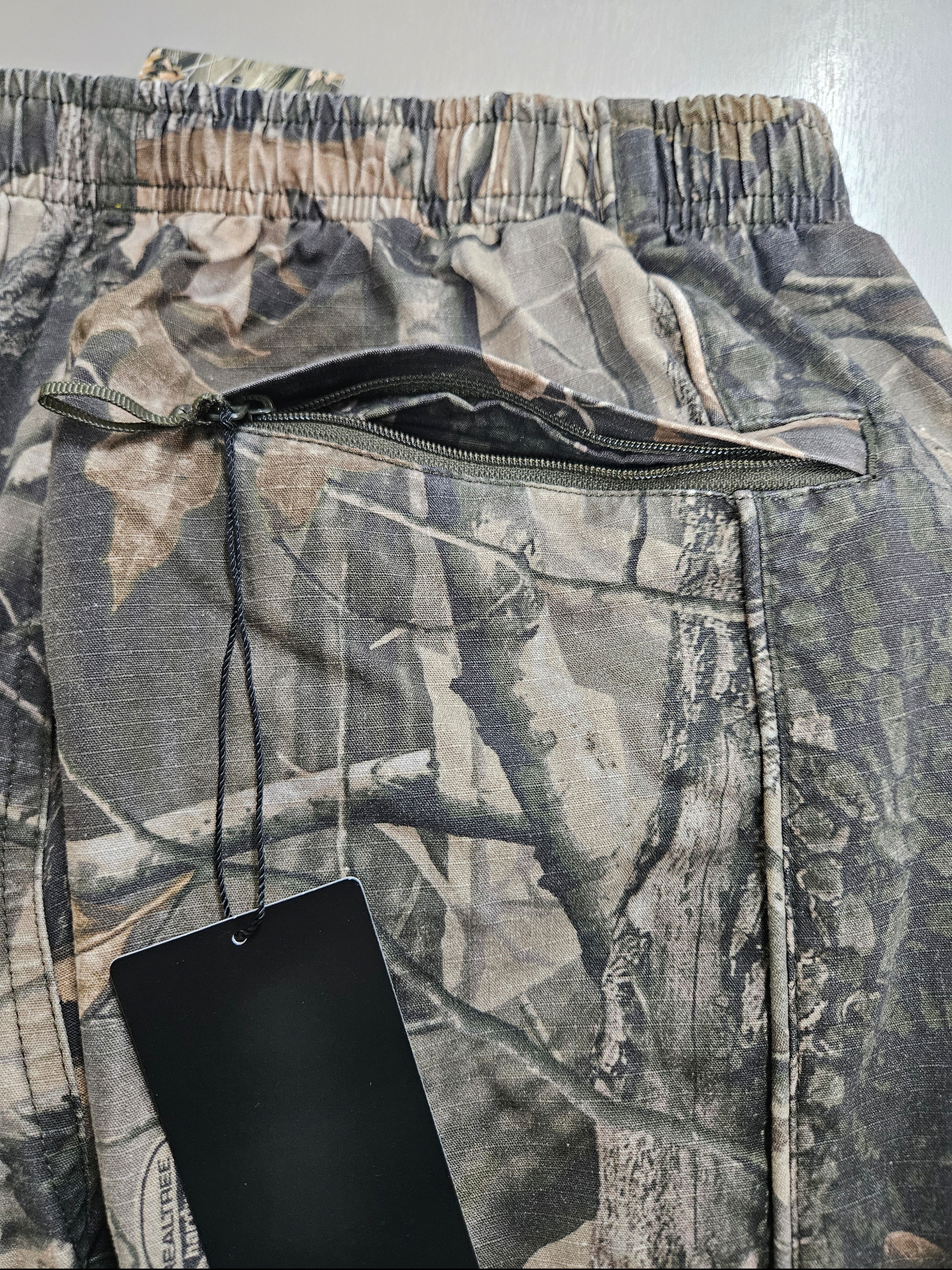 Supreme x Umbro Cotton Ripstop Track Pant Realtree Hardwoods Camo - 26SS 착용 스타일 - 6