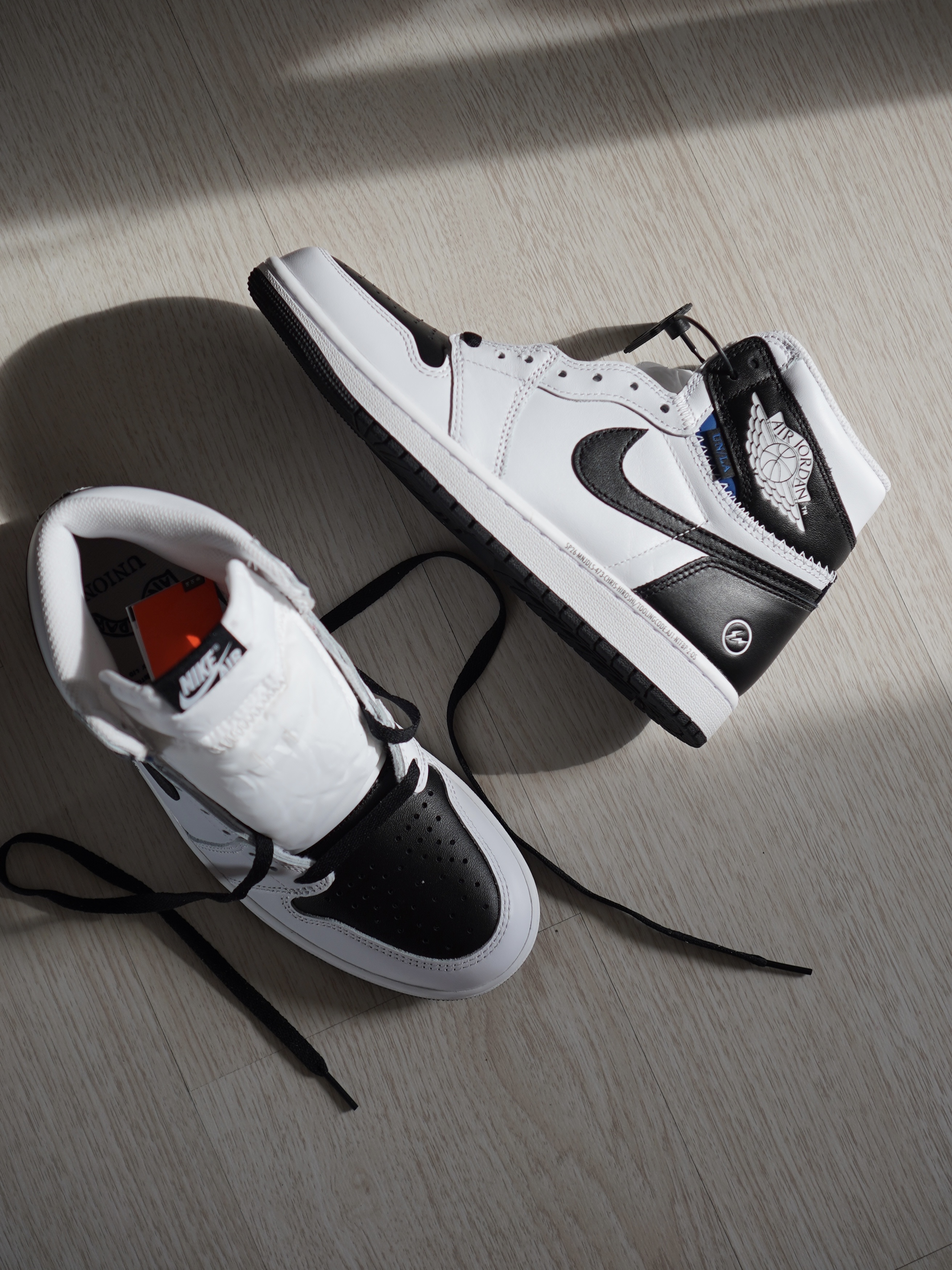 Jordan 1 x Fragment x Union LA High OG SP White Black 착용 스타일 - 2