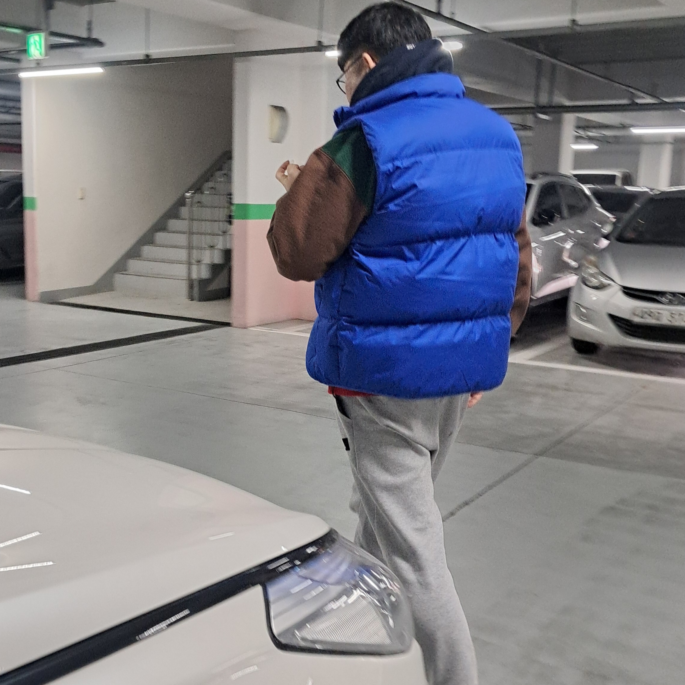 Nike NSW Club Primaloft Water-Repellent Puffer Vest Game Royal - Asia 착용 스타일 - 2