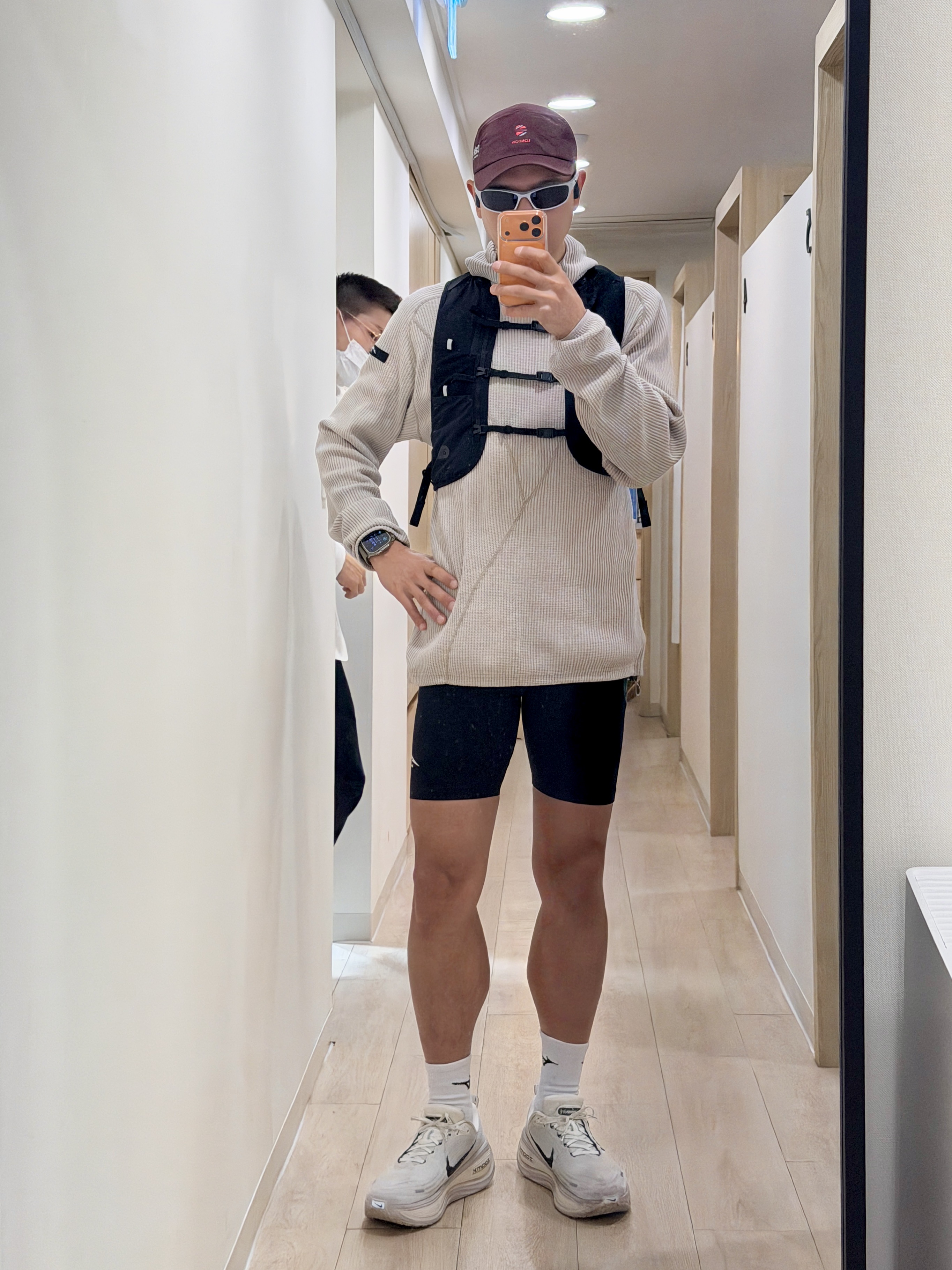 Nike Vomero Plus RUN Summit White Vast Grey, Nike Lava Loops Dri-Fit ADV Running Tights Black Anthracite - Asia 착용 스타일 - 1