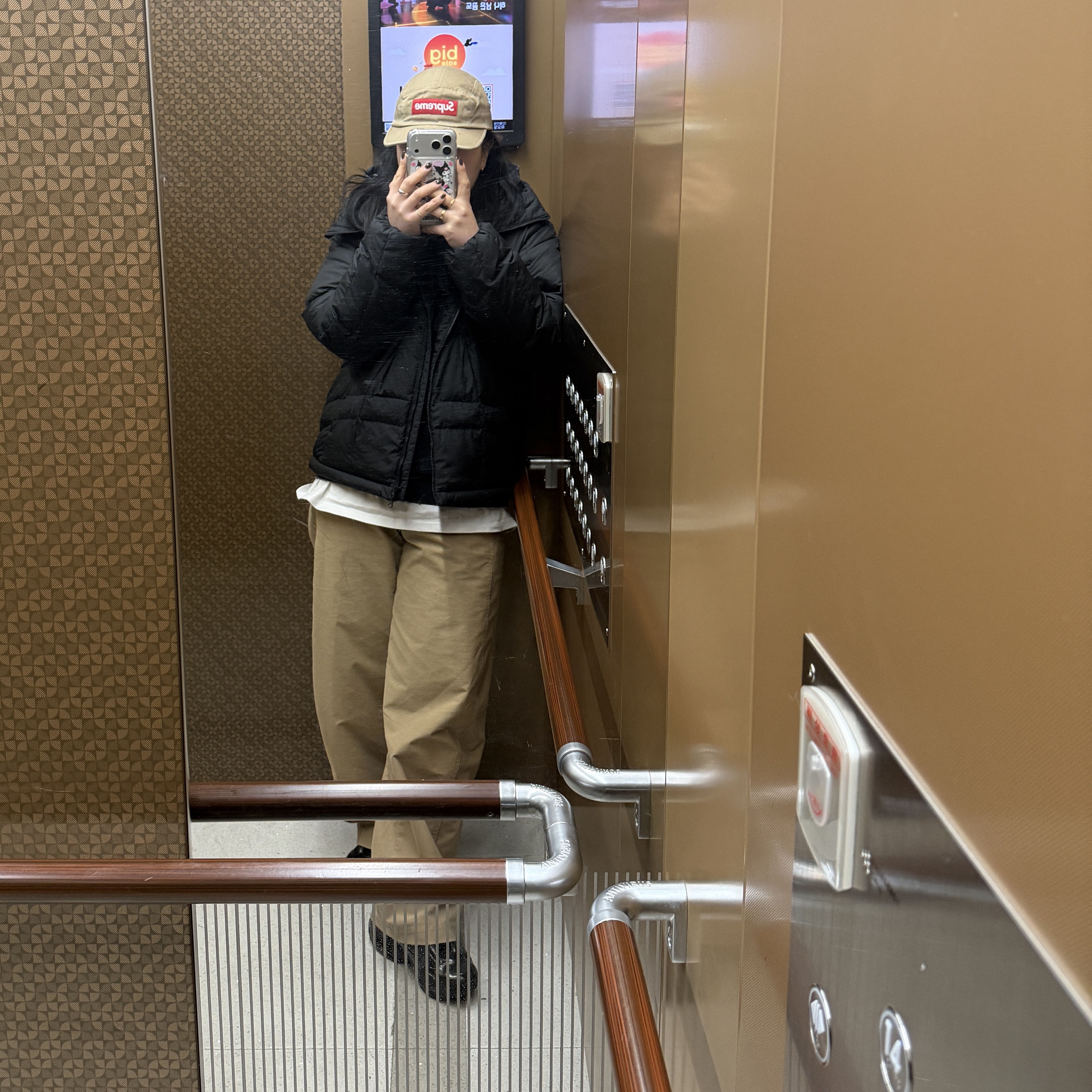 (W) Nike Air Max Muse Triple Black, Supreme Washed Chino Twill Camp Cap Tan - 24FW 착용 스타일