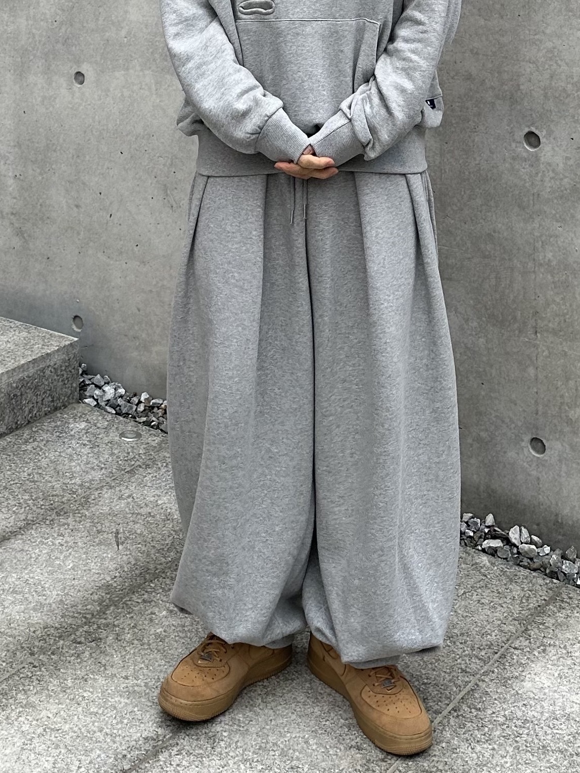 Nike x Supreme Air Force 1 Low Flax, Nike Air Force 1 '07 WB Flax 착용 스타일 - 6