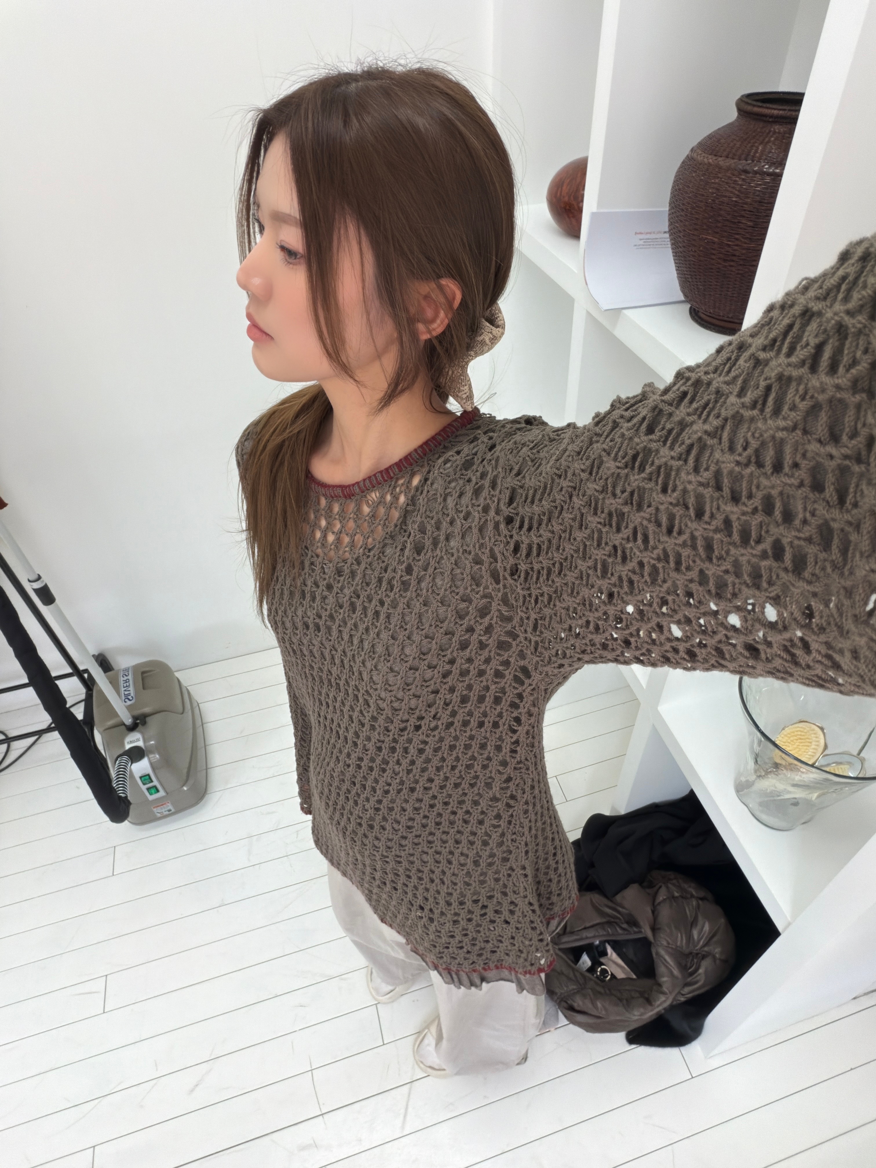 COYSEIO Hole Knit Brown, COYSEIO Shirring Tobi Pants Ash Pink 착용 스타일