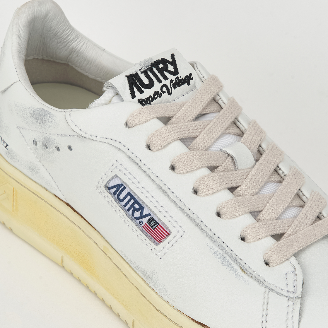 오트리 달라스 슈퍼 빈티지 로우 레더 스니커즈 화이트(Autry Dallas Super Vintage Low Leather Sneakers White) - 7