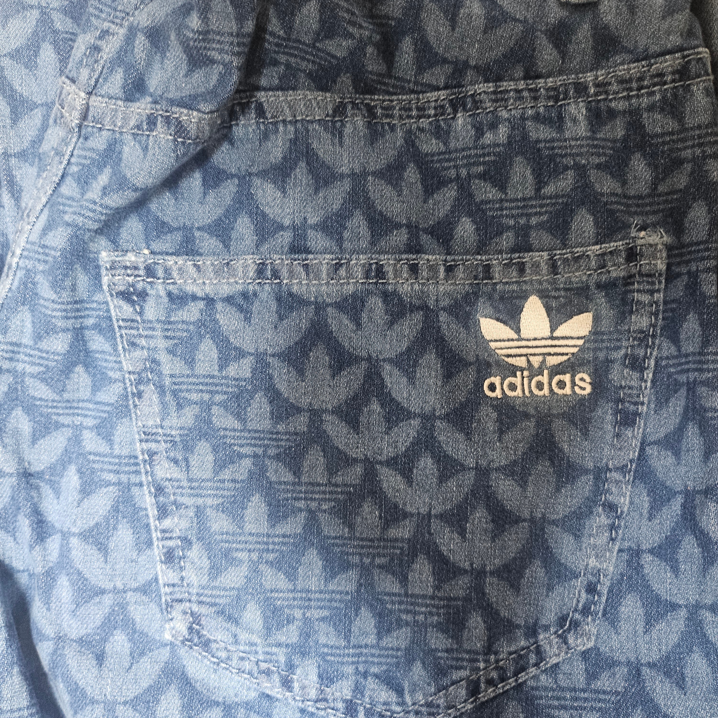 Adidas Monogram Pants Blue - KR Sizing 착용 스타일