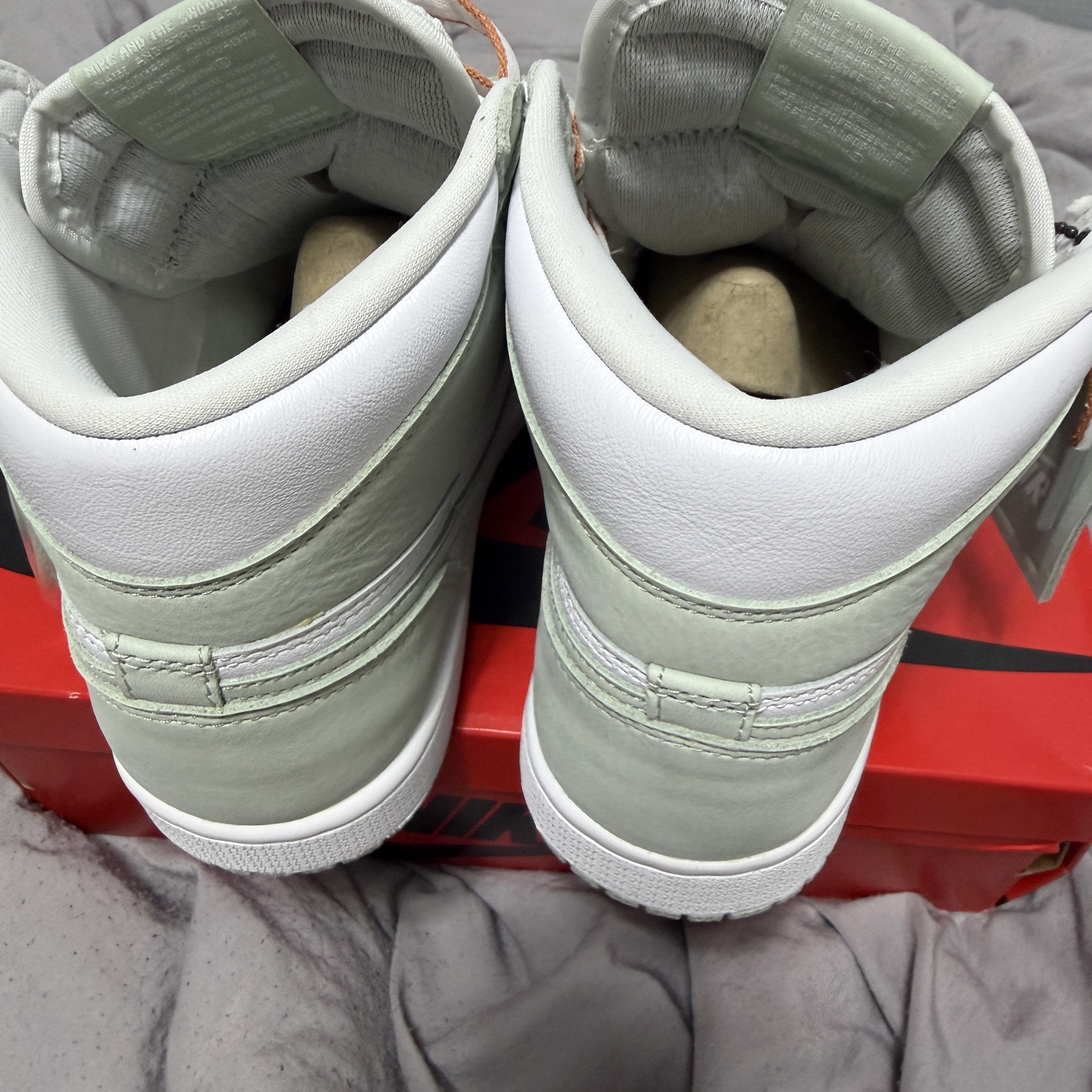 (W) Jordan 1 Retro High OG Seafoam 착용 스타일 - 4