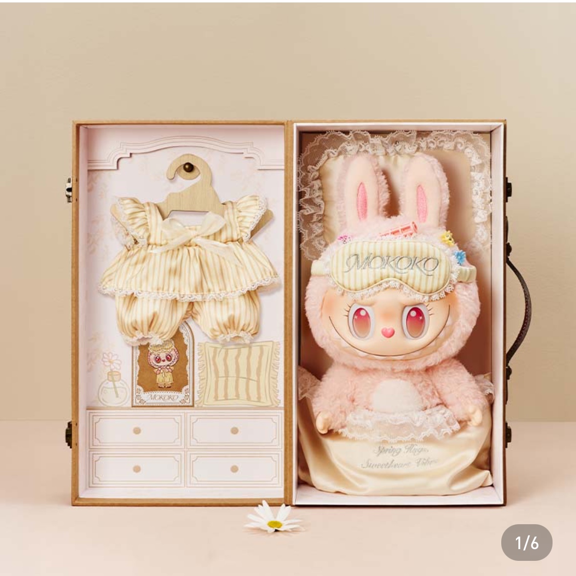 Pop Mart Labubu Mokoko Close to Sweet Vinyl Plush Pendant, Pop Mart Labubu Mokoko Close to Sweet Vinyl Plush Doll 착용 스타일