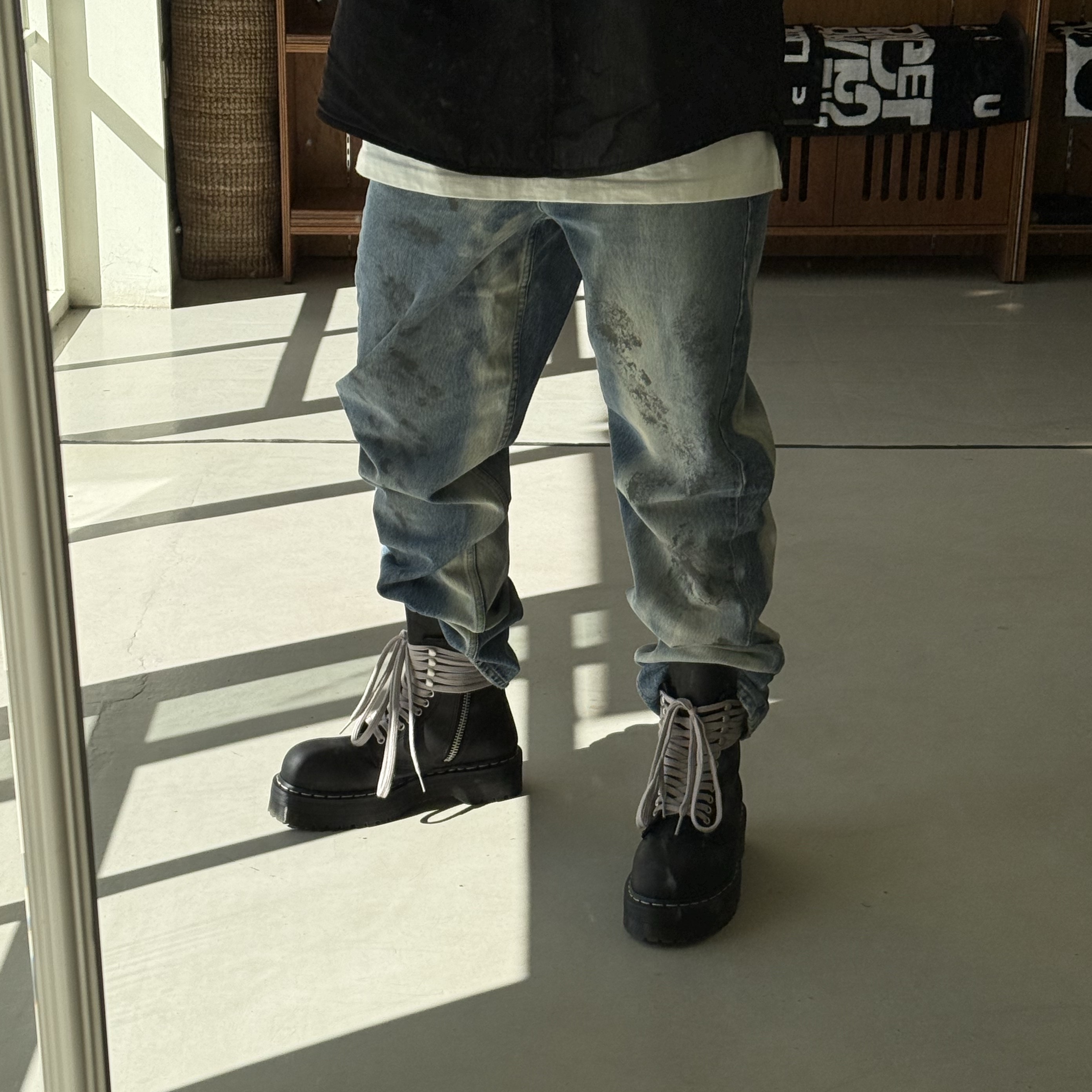 Dr. Martens x Rick Owens Quad Sole Steel Toe Boots Black 착용 스타일 - 2