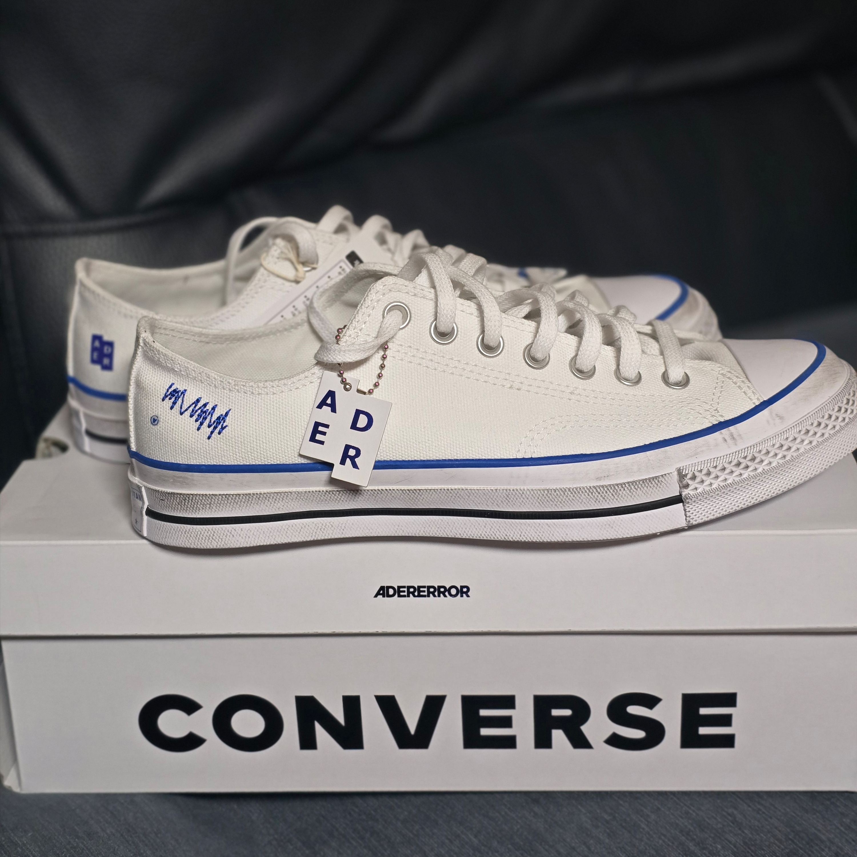 Converse x Ader Error Sig; Chuck 70 Low White Blue 착용 스타일 - 1