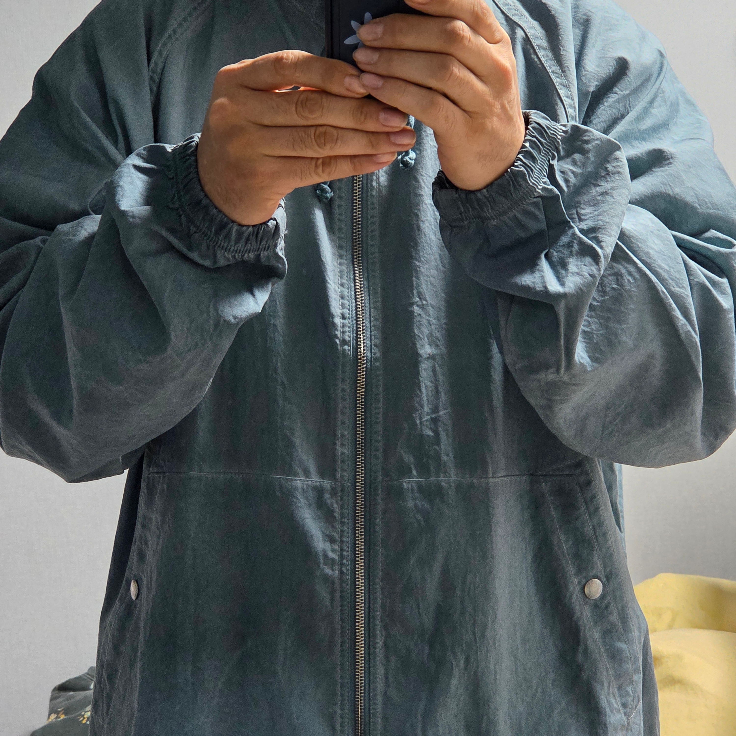 Stussy Beach Shell Garment Dyed Blue 착용 스타일