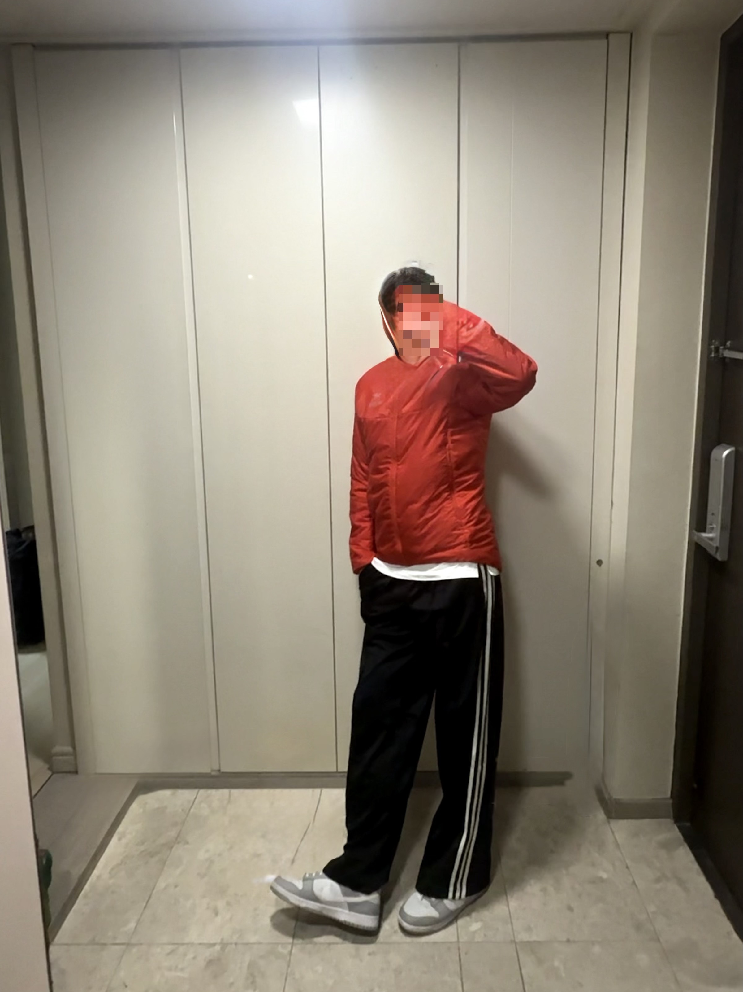 (W) Adidas Originals Firebird Loose Track Pants Black - KR Sizing 착용 스타일