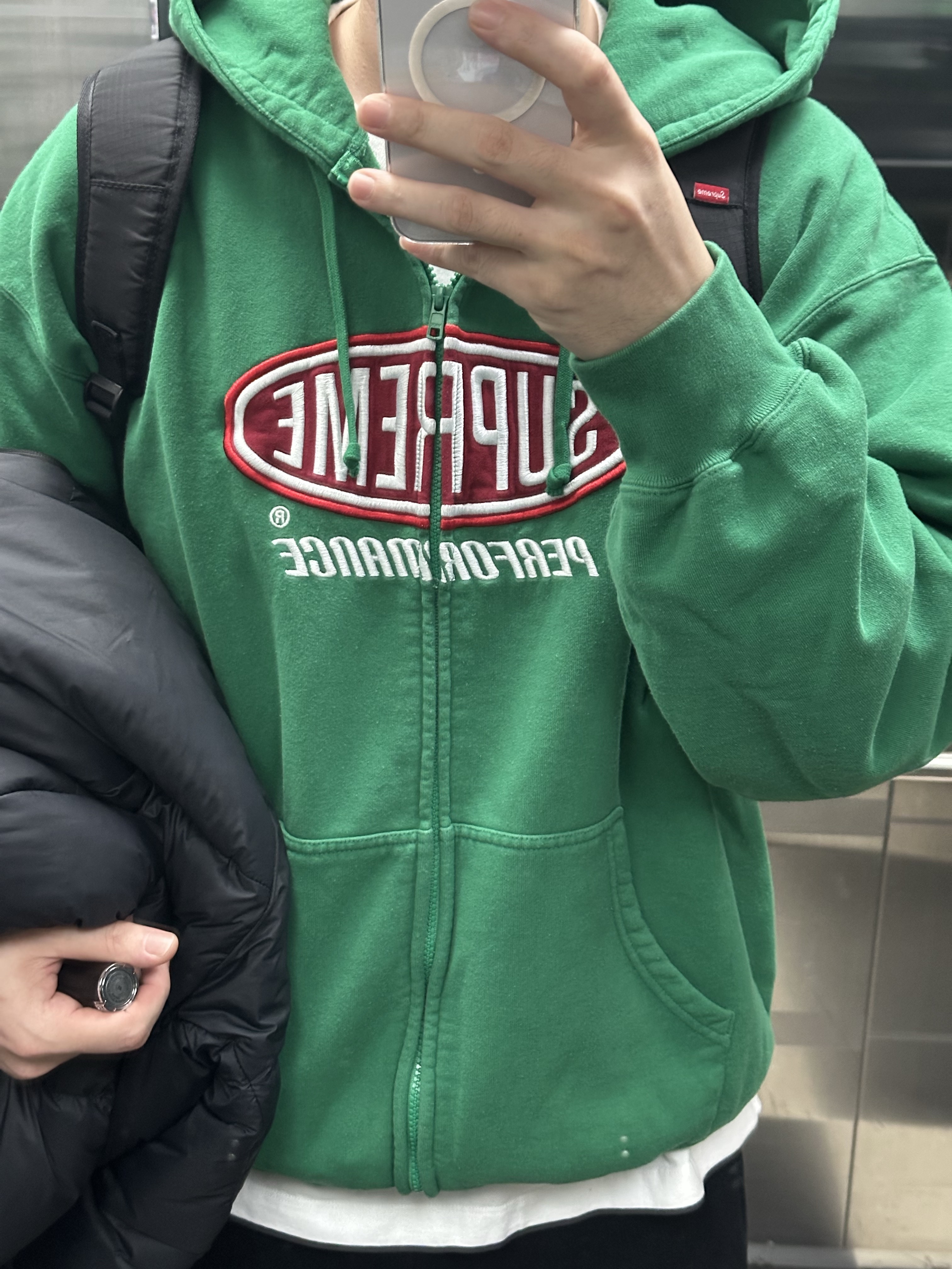 Supreme Performance Zip Up Hooded Sweatshirt Green - 26SS 착용 스타일 - 3