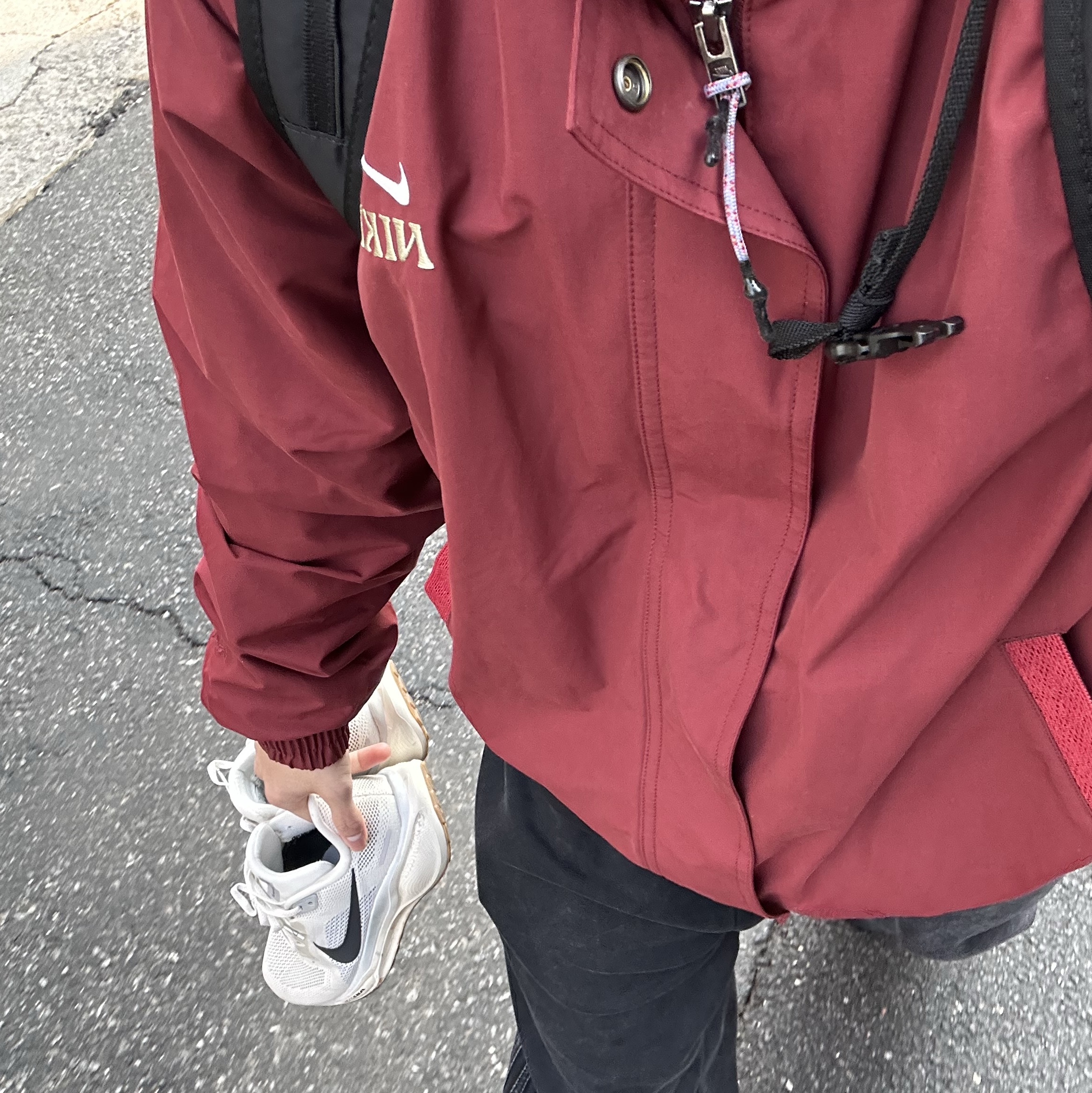 Nike Club LNY Jacket Dark Team Red (IQ3705-613) 착용 스타일