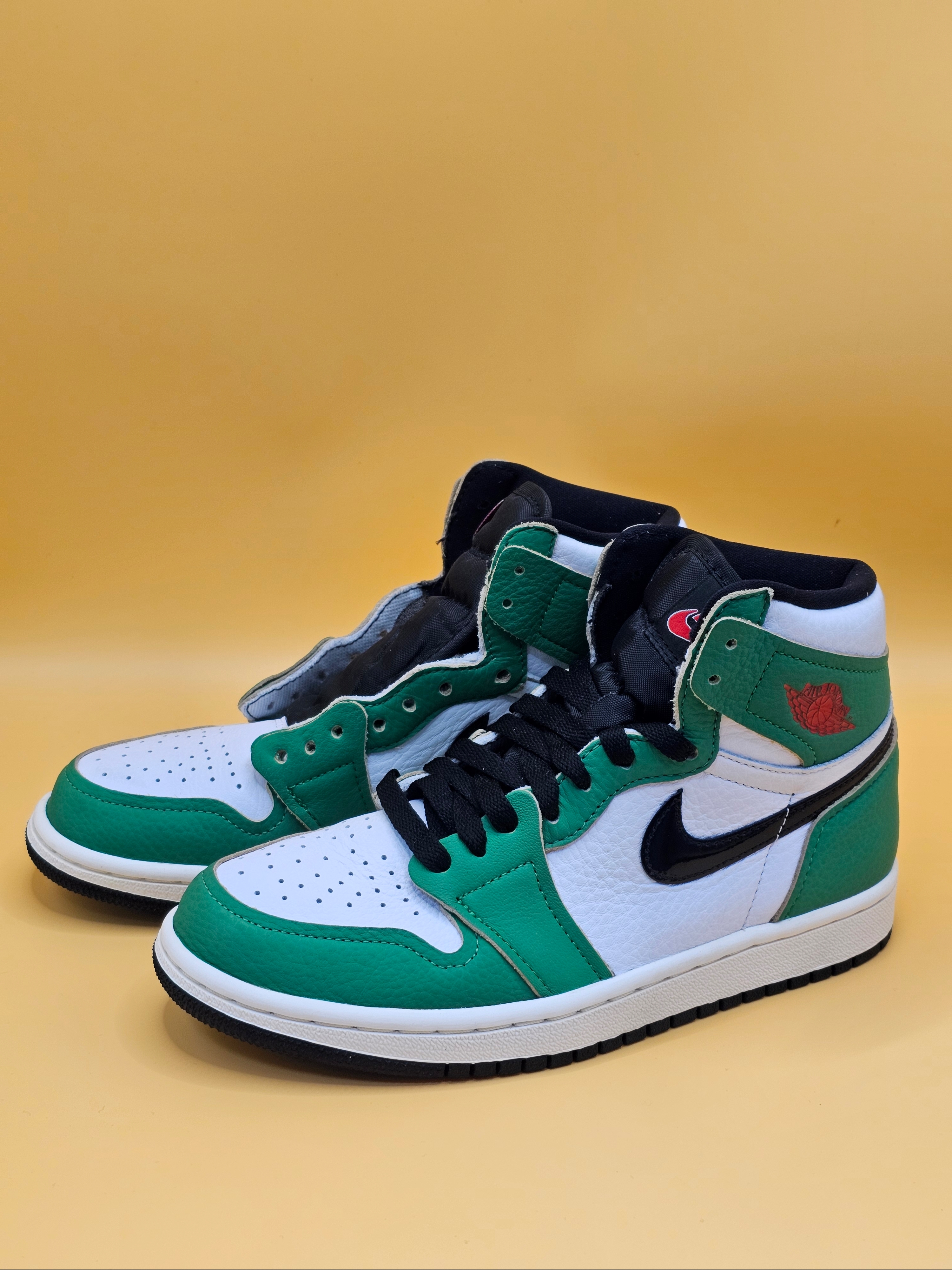 (W) Jordan 1 Retro High OG Lucky Green 착용 스타일 - 2
