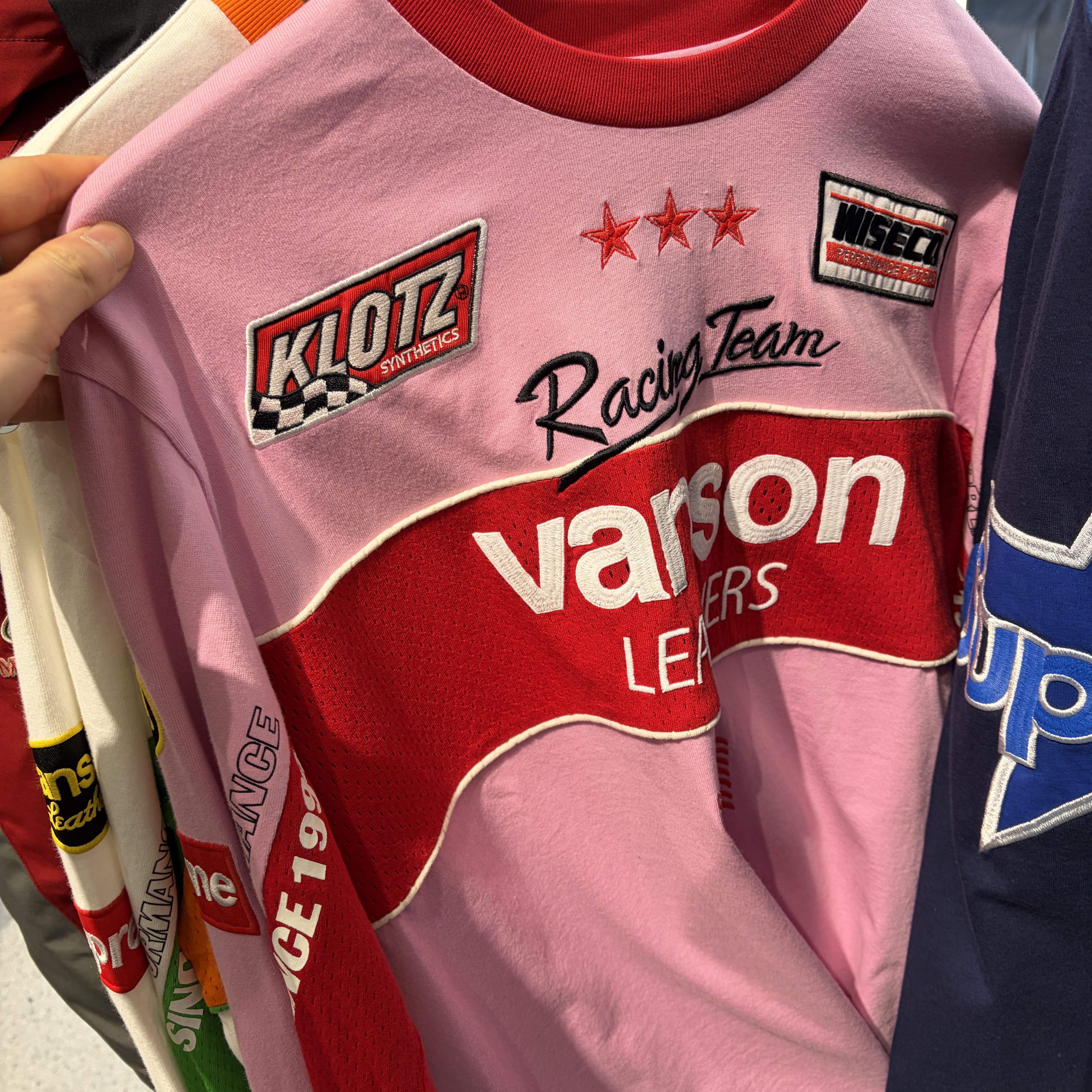 Supreme x Vanson Leathers L/S Top Pink - 26SS 착용 스타일