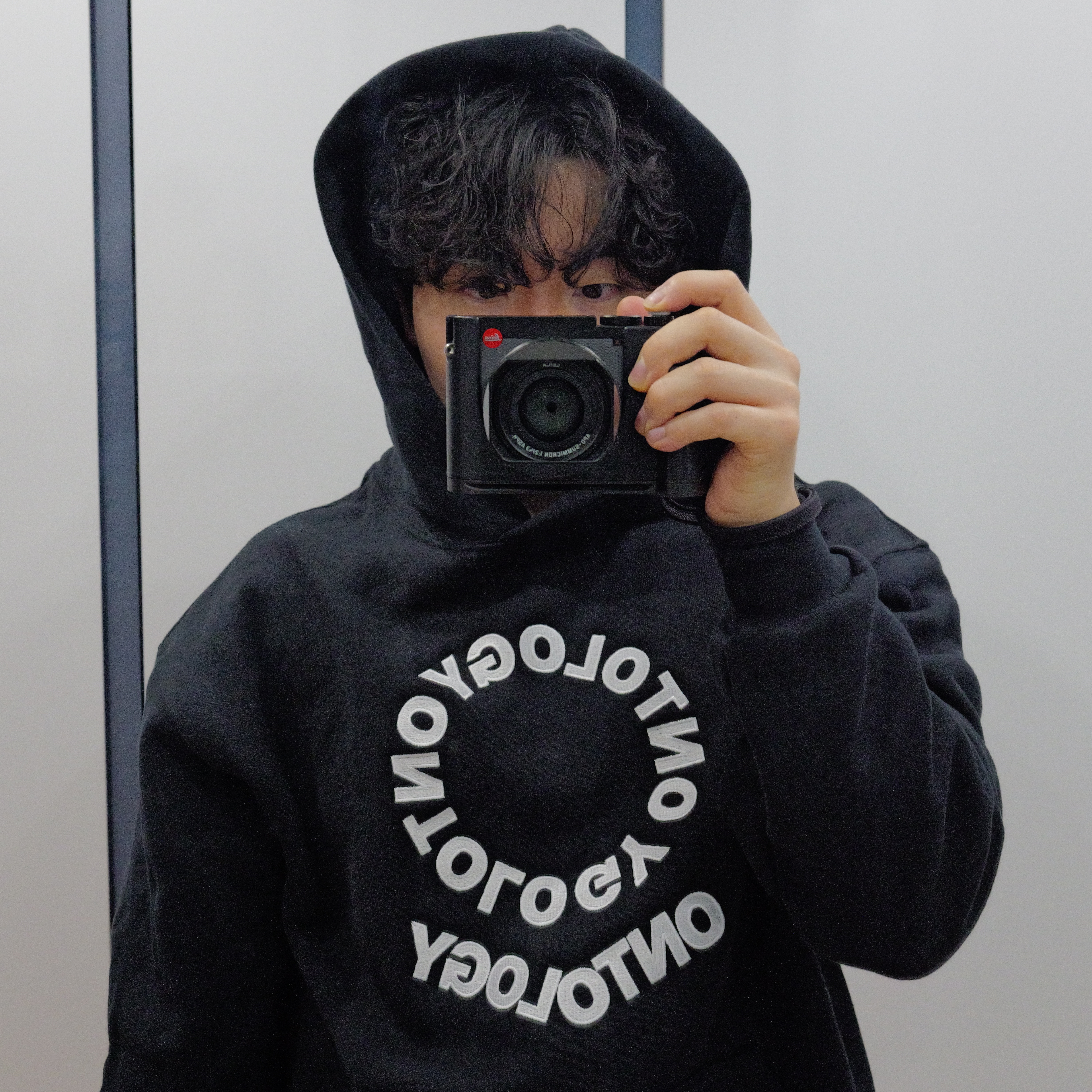 Palantir Ontology Hoodie Black Ver. 1, Palantir Ontology Hoodie Black 착용 스타일 - 1