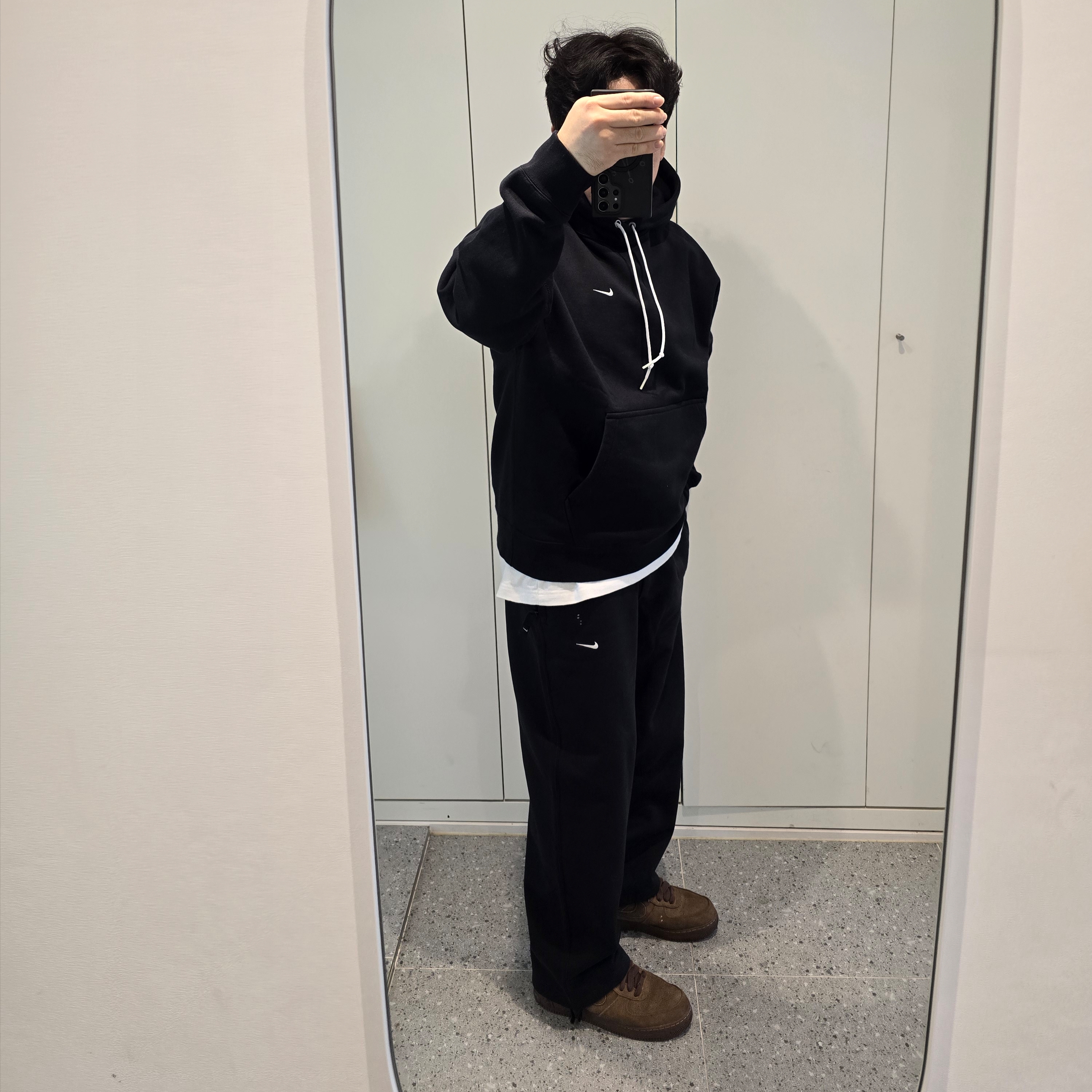 Nike Solo Swoosh Fleece Pullover Hoodie Black - Asia, Nike NSW Swoosh Open Hem Fleece Pants Black - Asia 착용 스타일 - 1