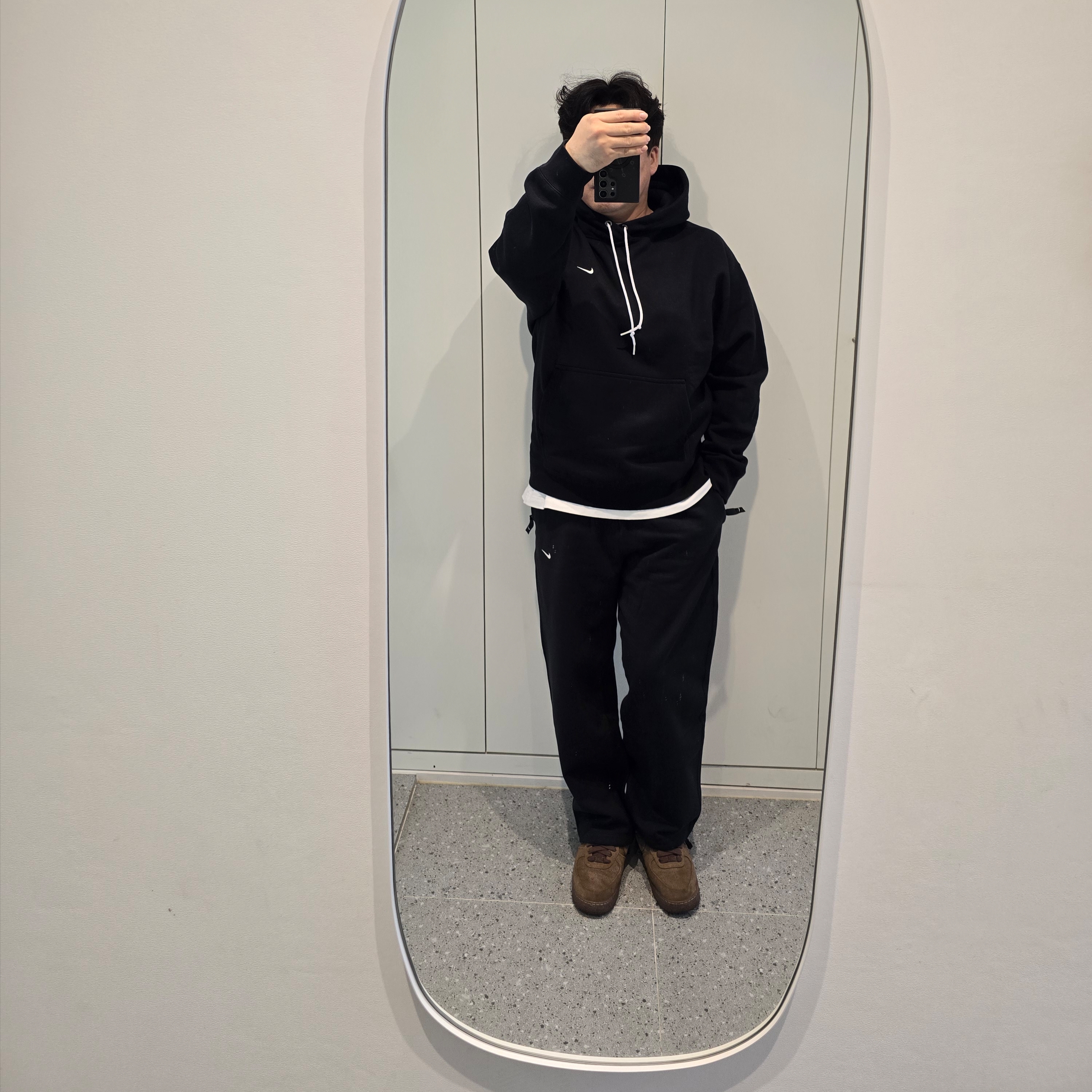 Nike Solo Swoosh Fleece Pullover Hoodie Black - Asia, Nike NSW Swoosh Open Hem Fleece Pants Black - Asia 착용 스타일 - 2