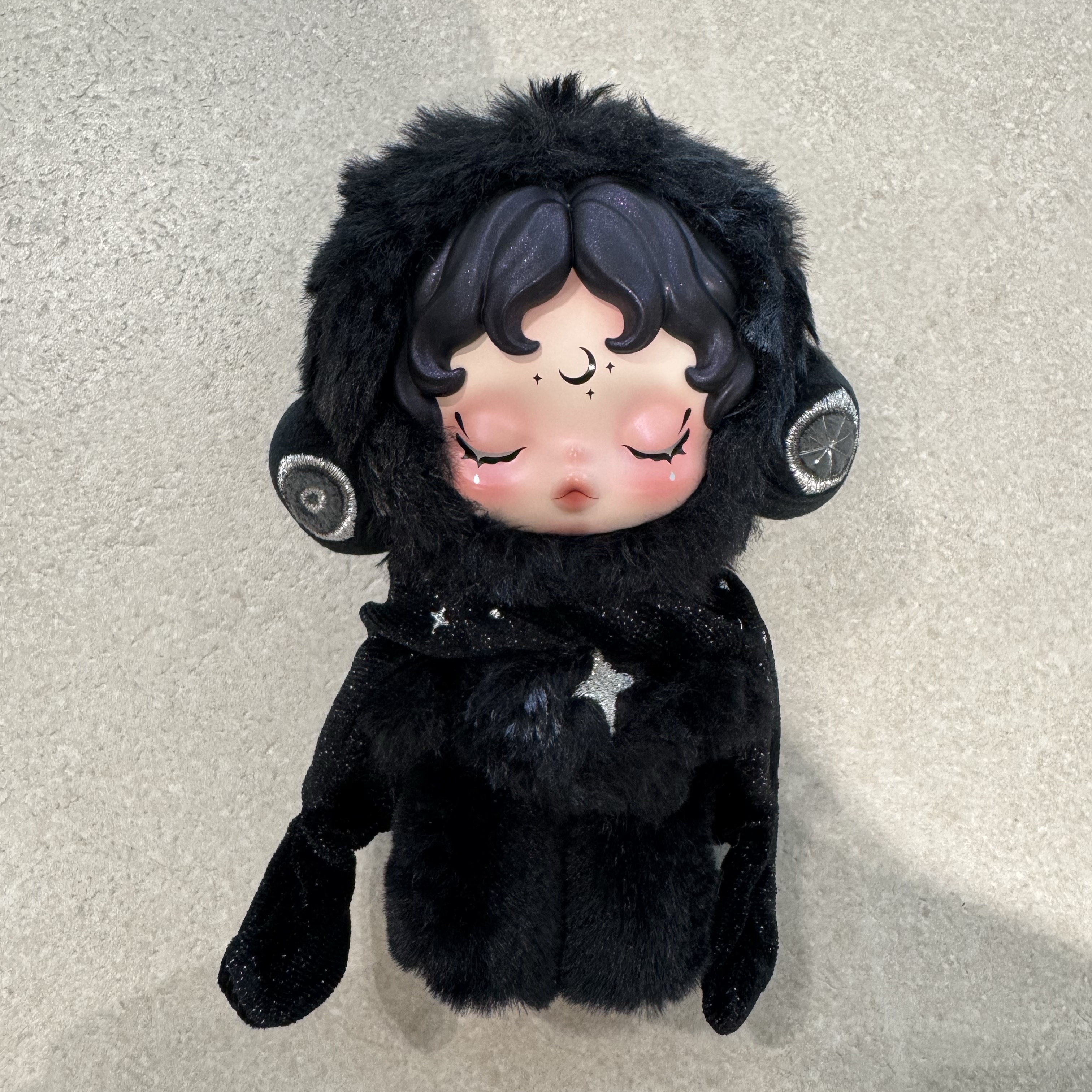 Pop Mart Skullpanda You Found Me ! Series Plush Doll Pendant Darkness (Opened Case) 착용 스타일