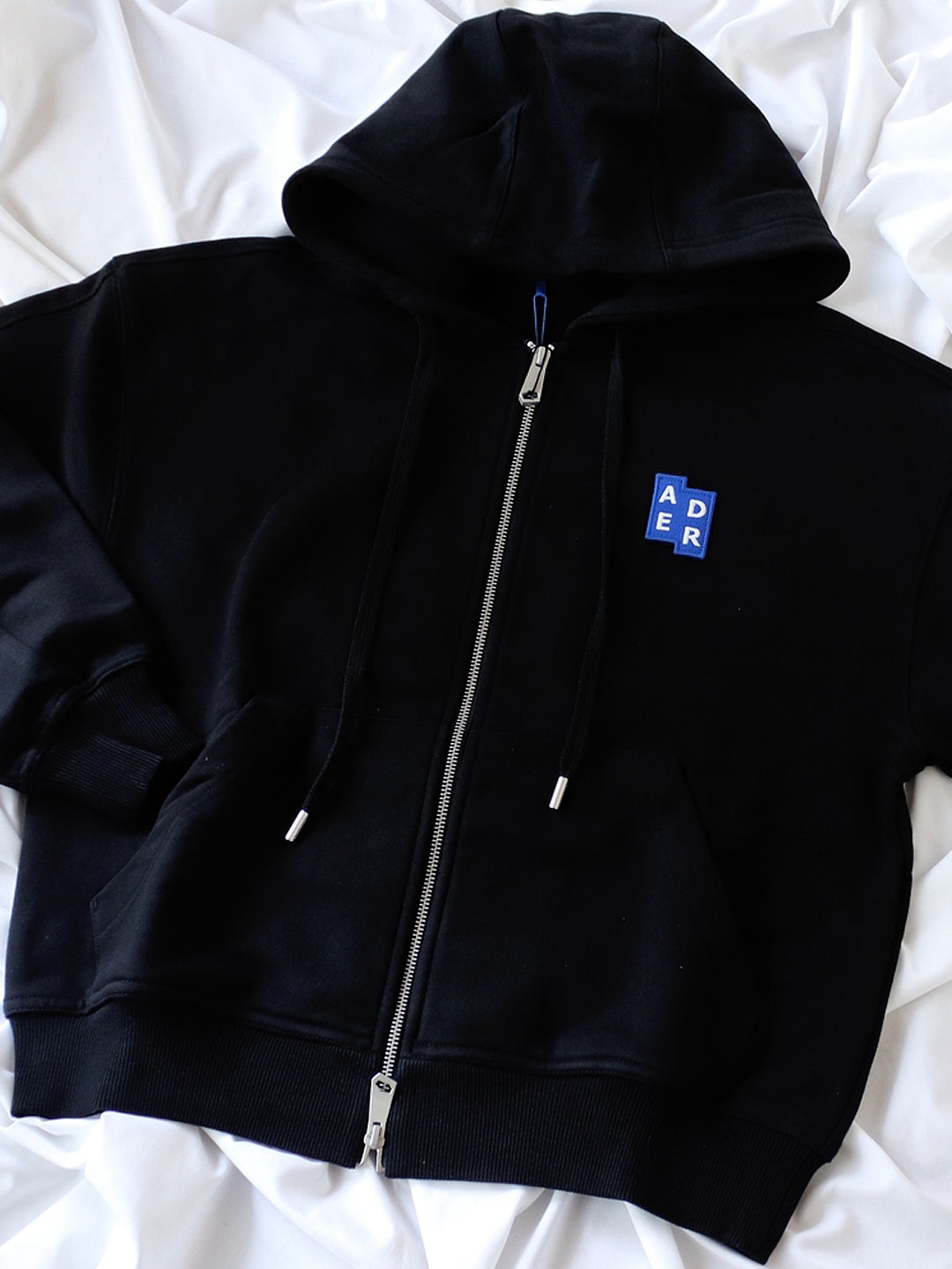 Ader Error Sig; TRS/BL Tag Hoodie Zip-Up 02 Black 착용 스타일