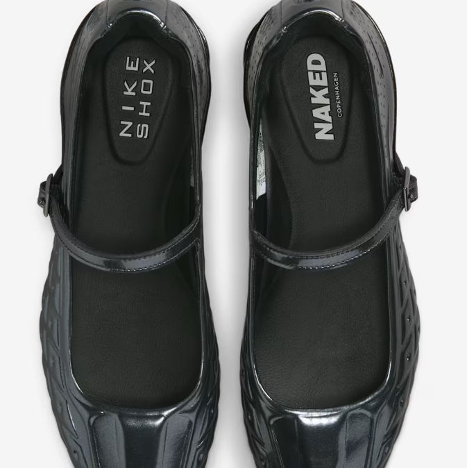 (W) Nike x Naked Shox Z Calistra Black Black Off White 착용 스타일 - 2