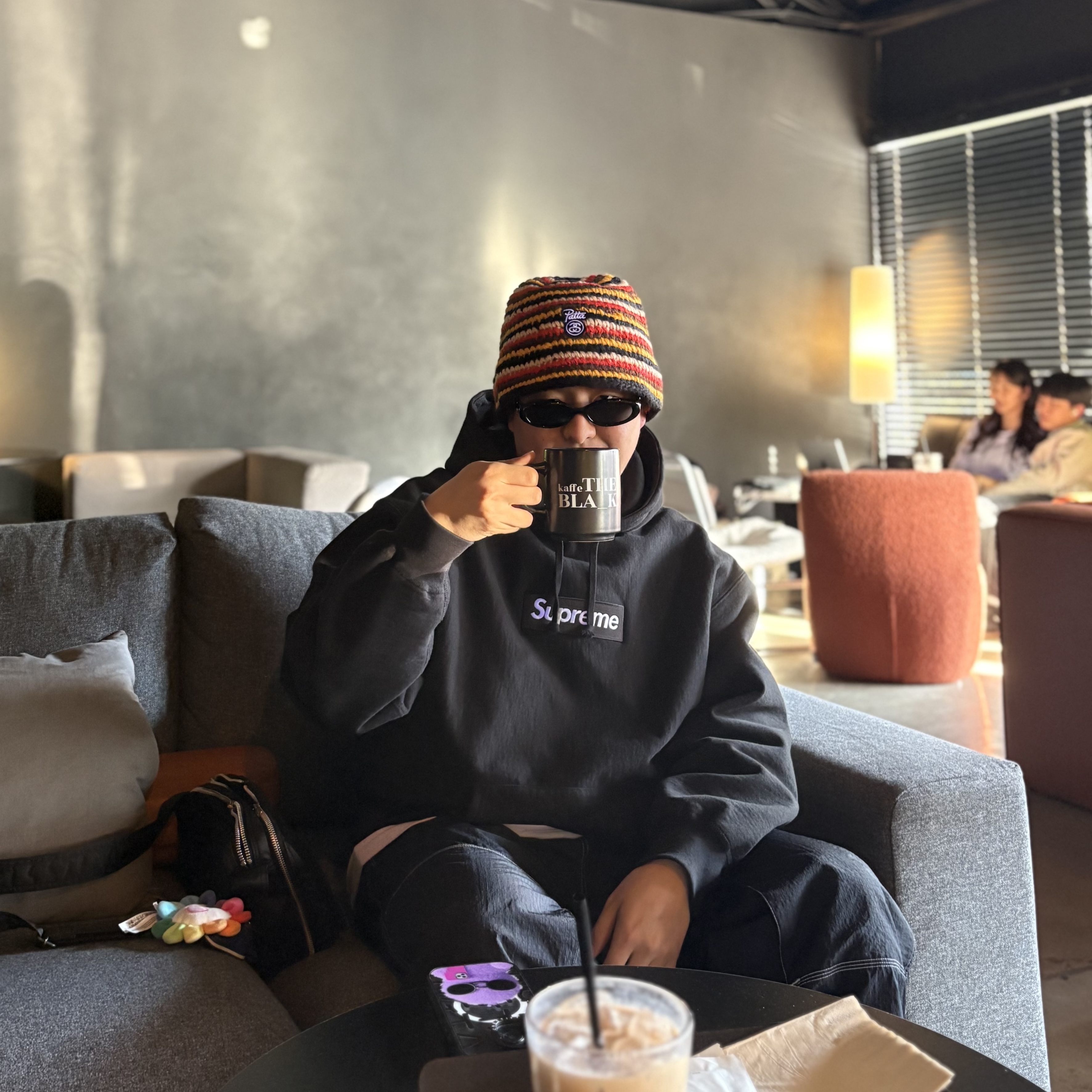 Stussy x Patta Striped Knit Bucket Hat Multi, Gentle Monster x Maison Margiela MM206 Black Gray 착용 스타일