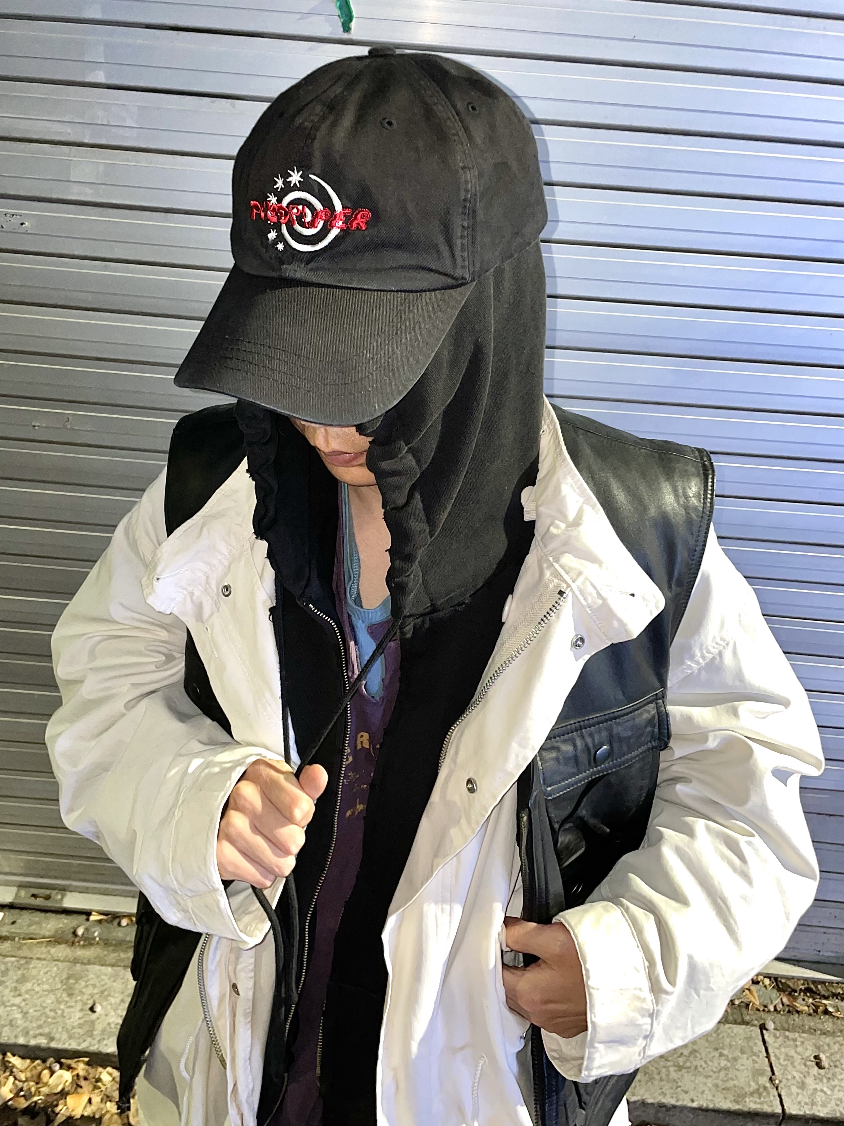 Project G/R Coated Backward Denim Pants Black, Project G/R Distressed Layer Zip Hoodie Faded Black 착용 스타일 - 3