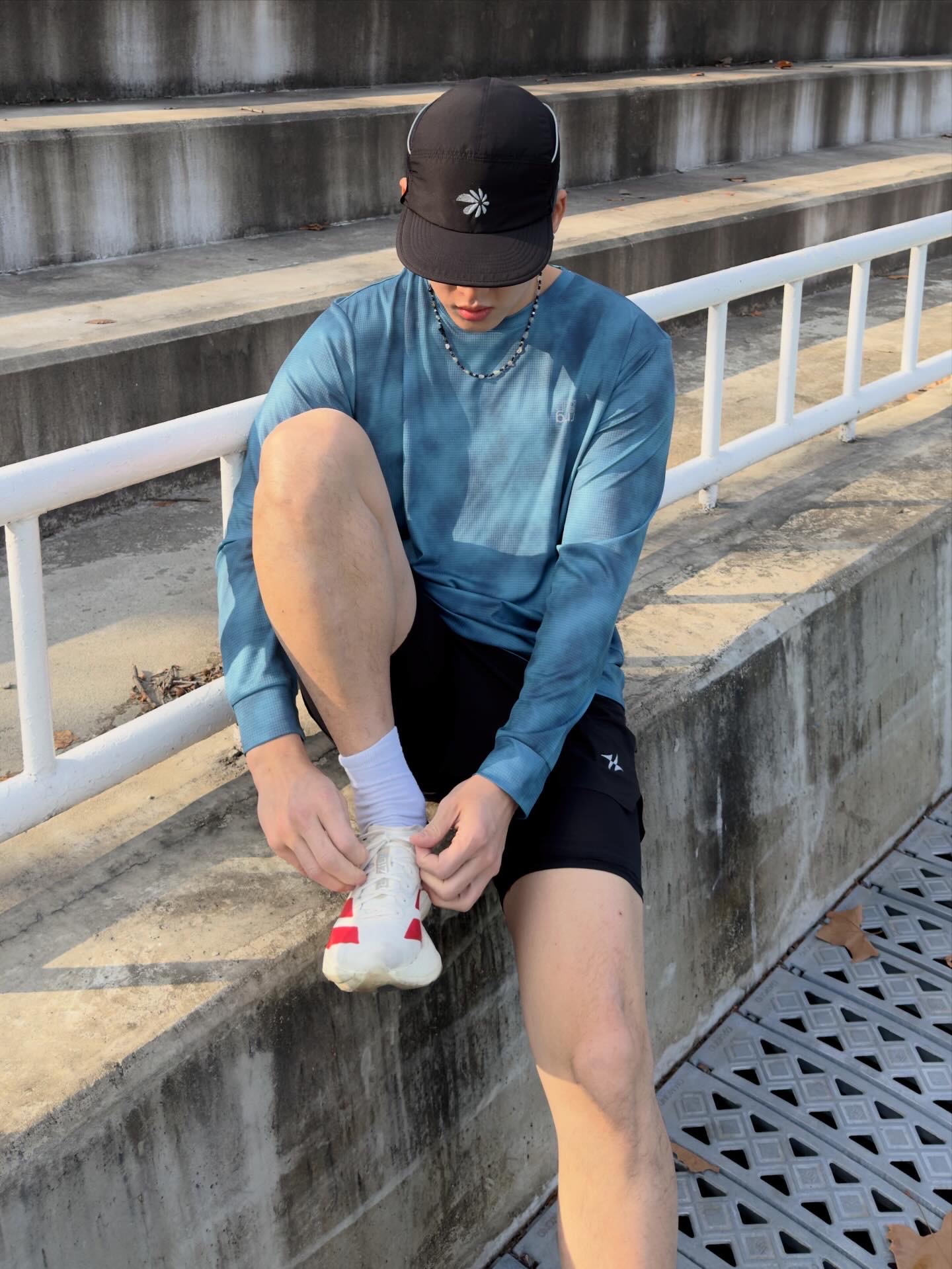Adidas Adizero Adios Pro 4 Off White Better Scarlet 착용 스타일 - 2