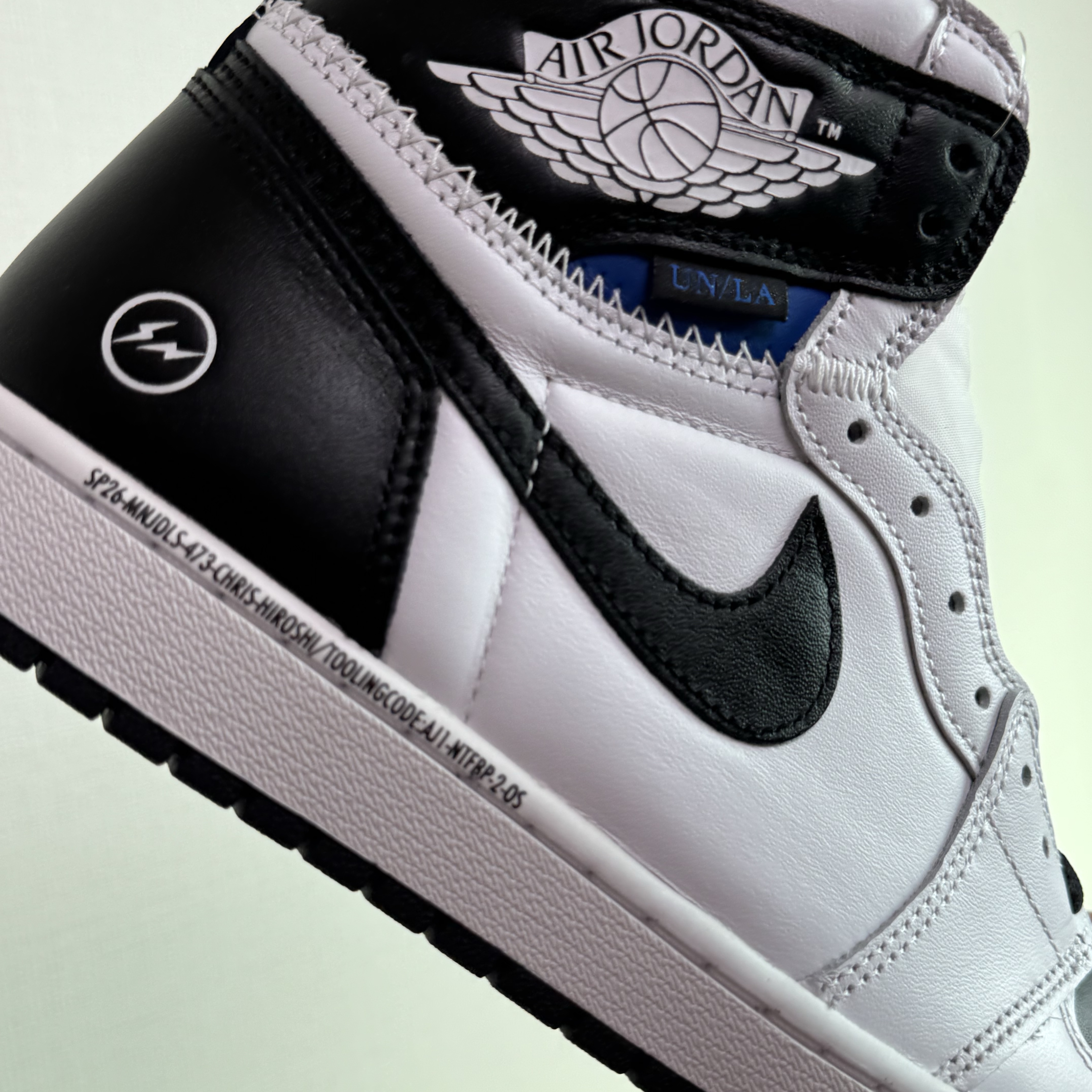 Jordan 1 x Fragment x Union LA High OG SP White Black 착용 스타일
