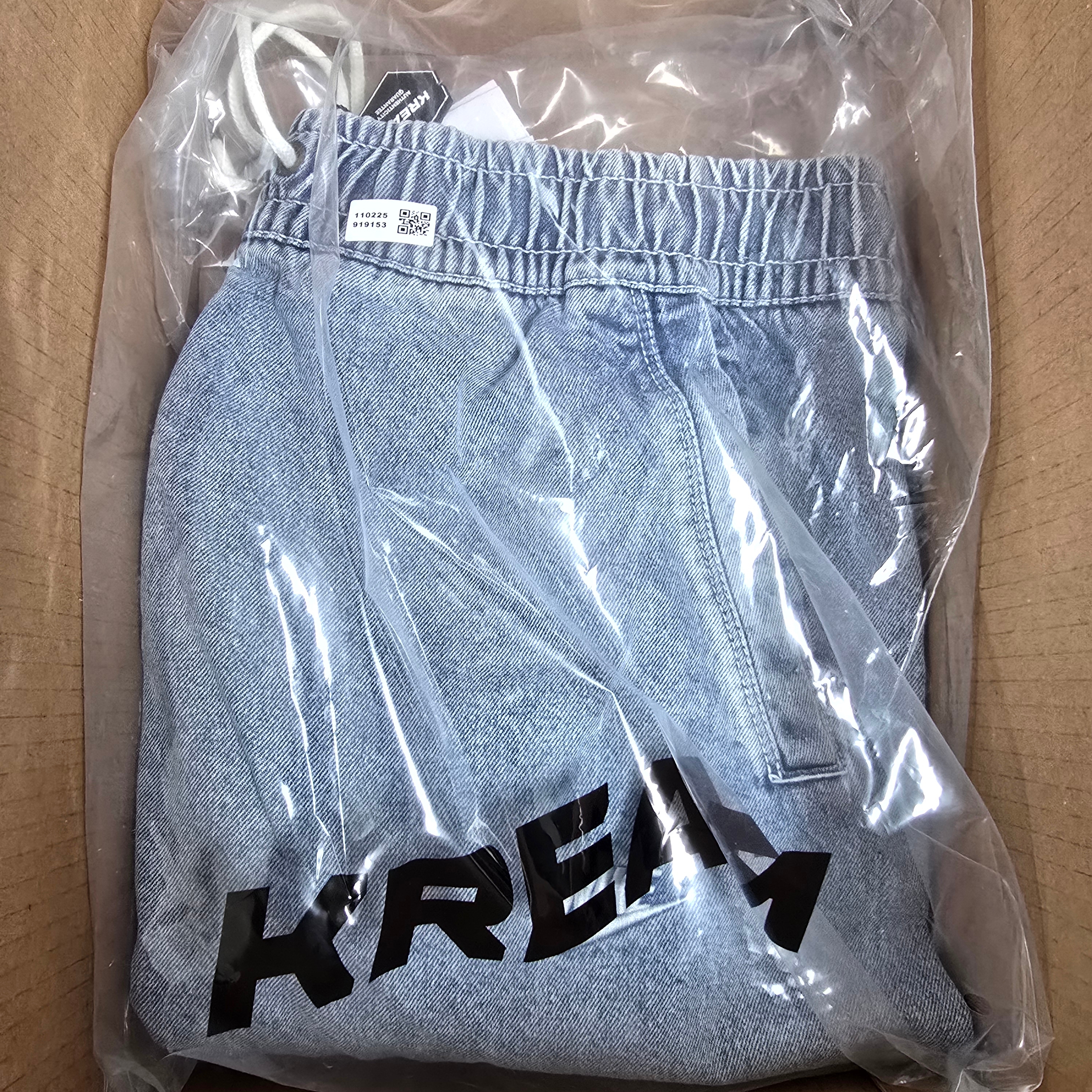 Nike NSW Denim Shorts Light Armory Blue 착용 스타일