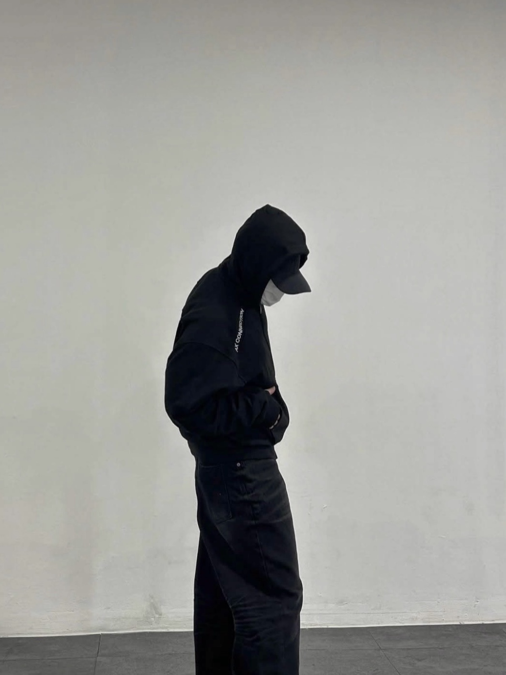 AX CONNECTION Logo Sweat Hoodie Zip-up, AX CONNECTION Raised Surface Washed Wide Denim Pants 착용 스타일 - 3