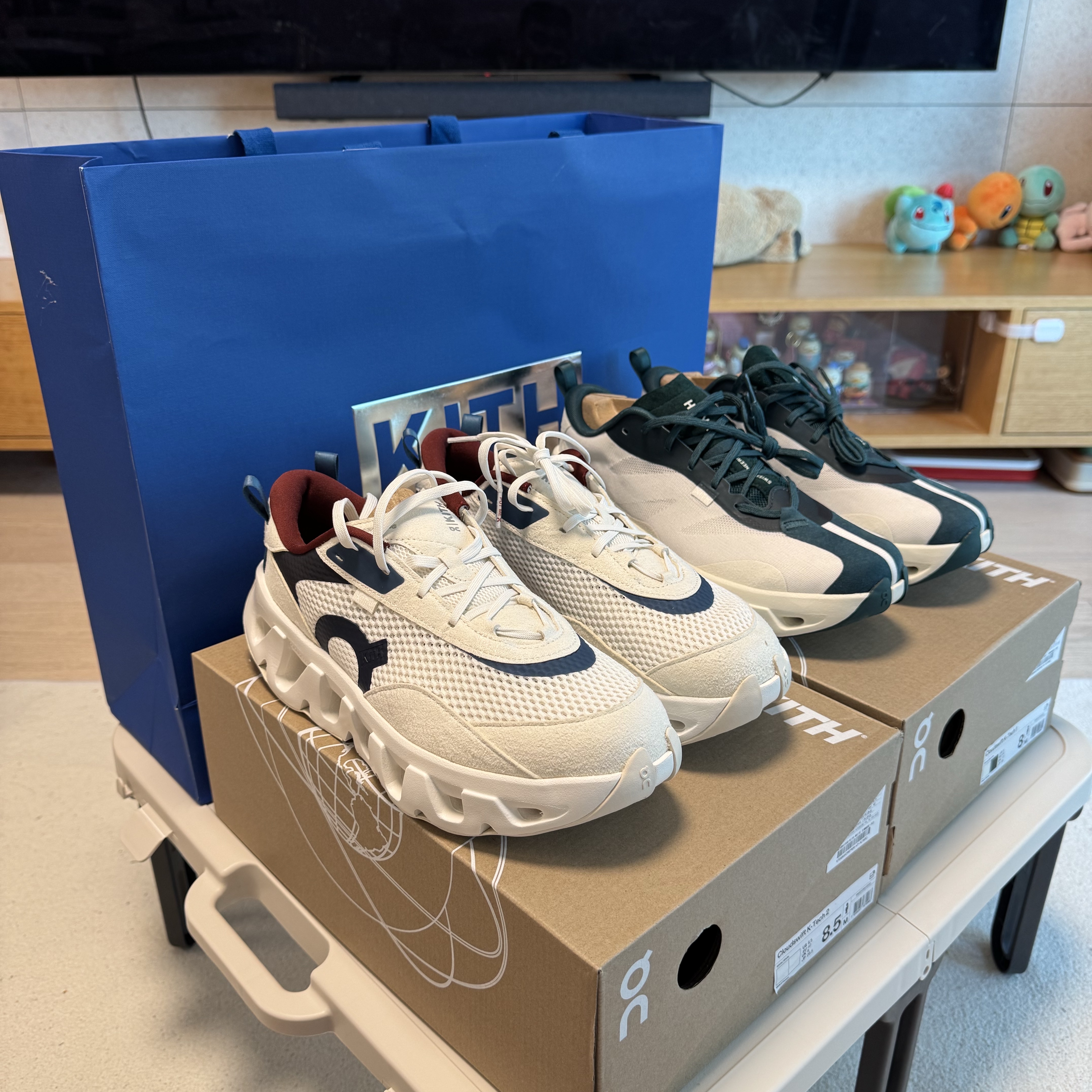 On Running x Kith K-Tech 2 White Real Teal, On Running x Kith K-Tech 1 Tofu Sea Moss 착용 스타일 - 1