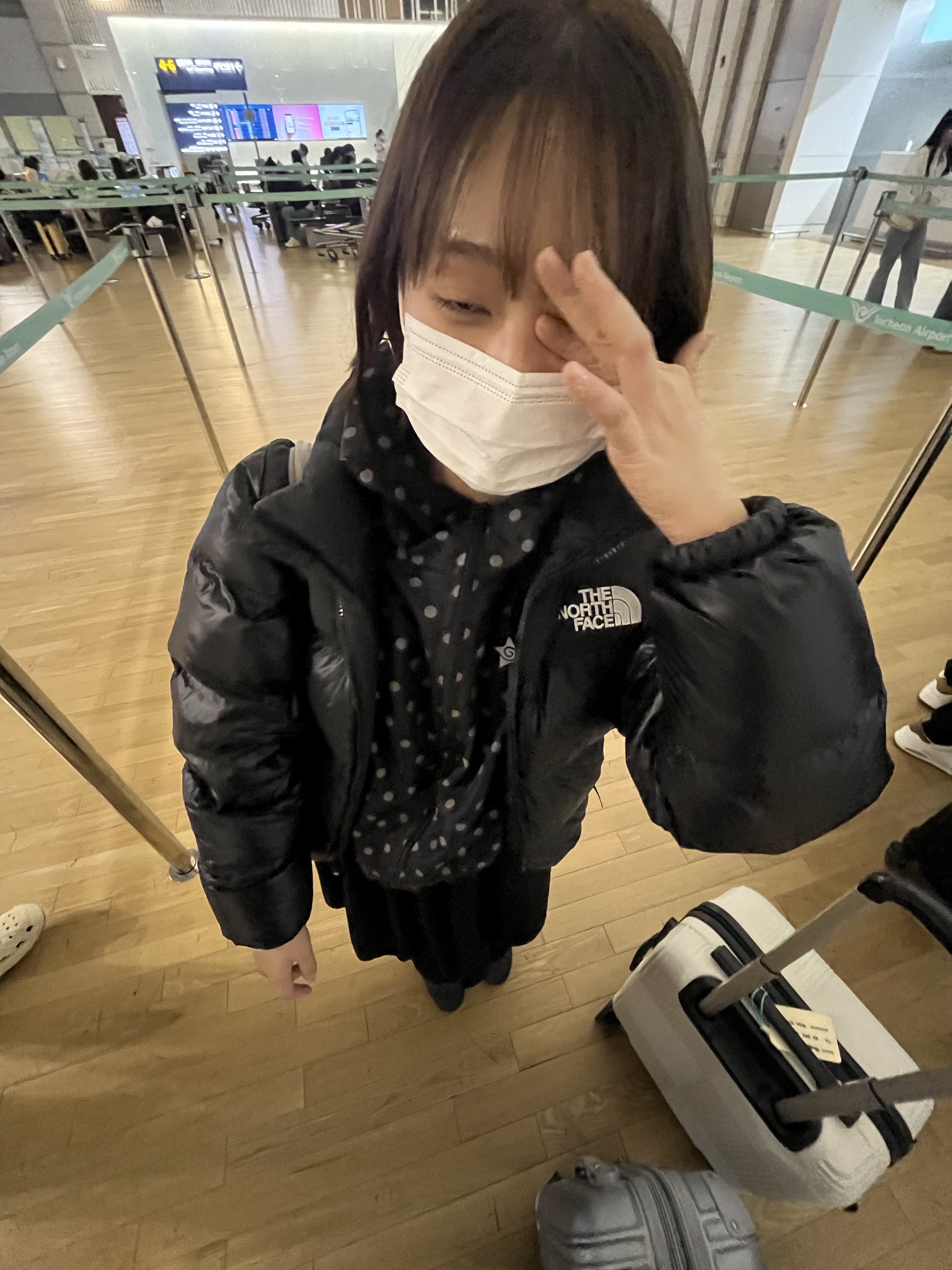 Adidas Superstar II Core Black, The North Face On Ball Jacket Black 착용 스타일 - 2