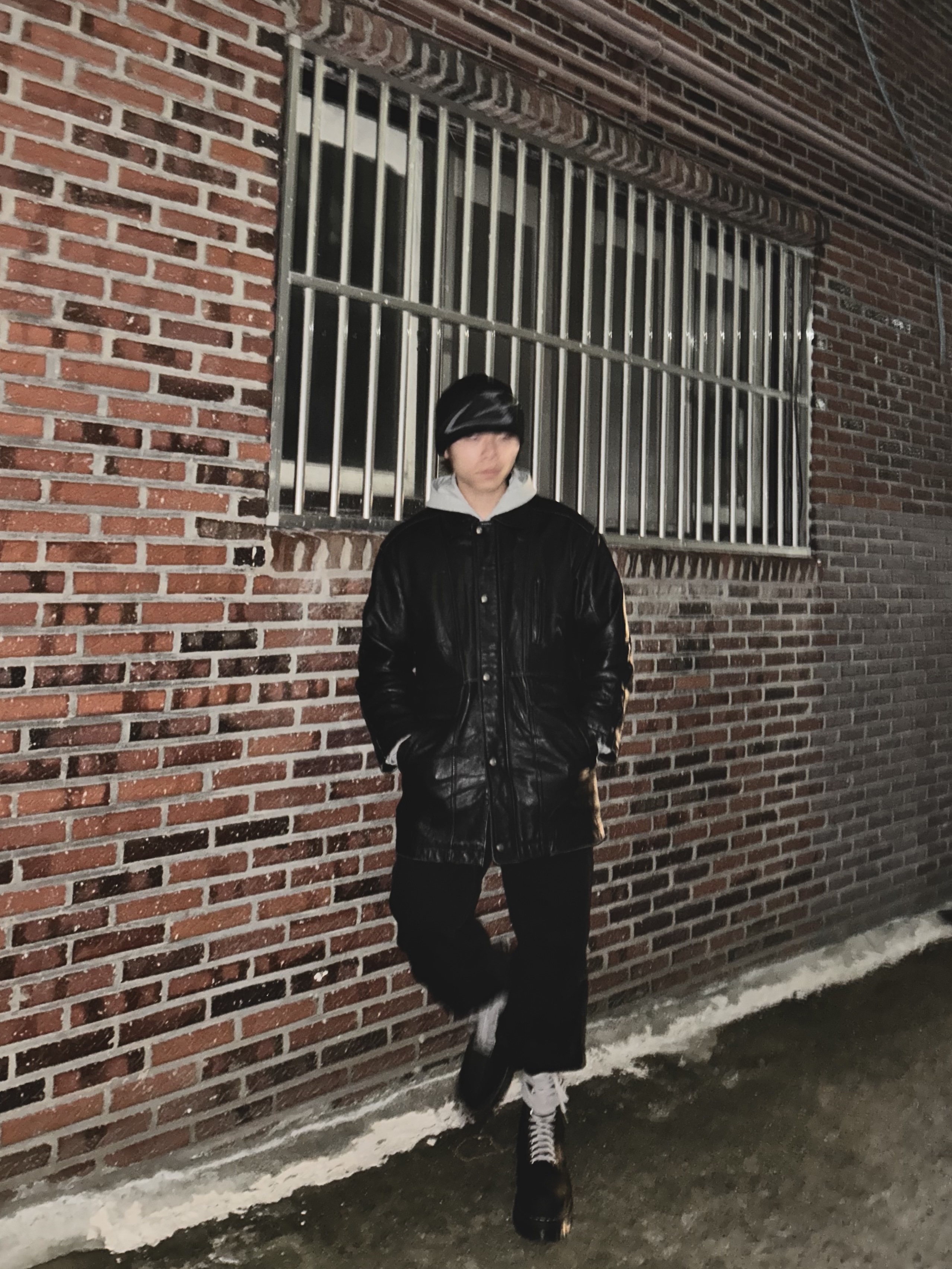 Dr. Martens x Rick Owens Quad Sole Steel Toe Boots Black 착용 스타일 - 1