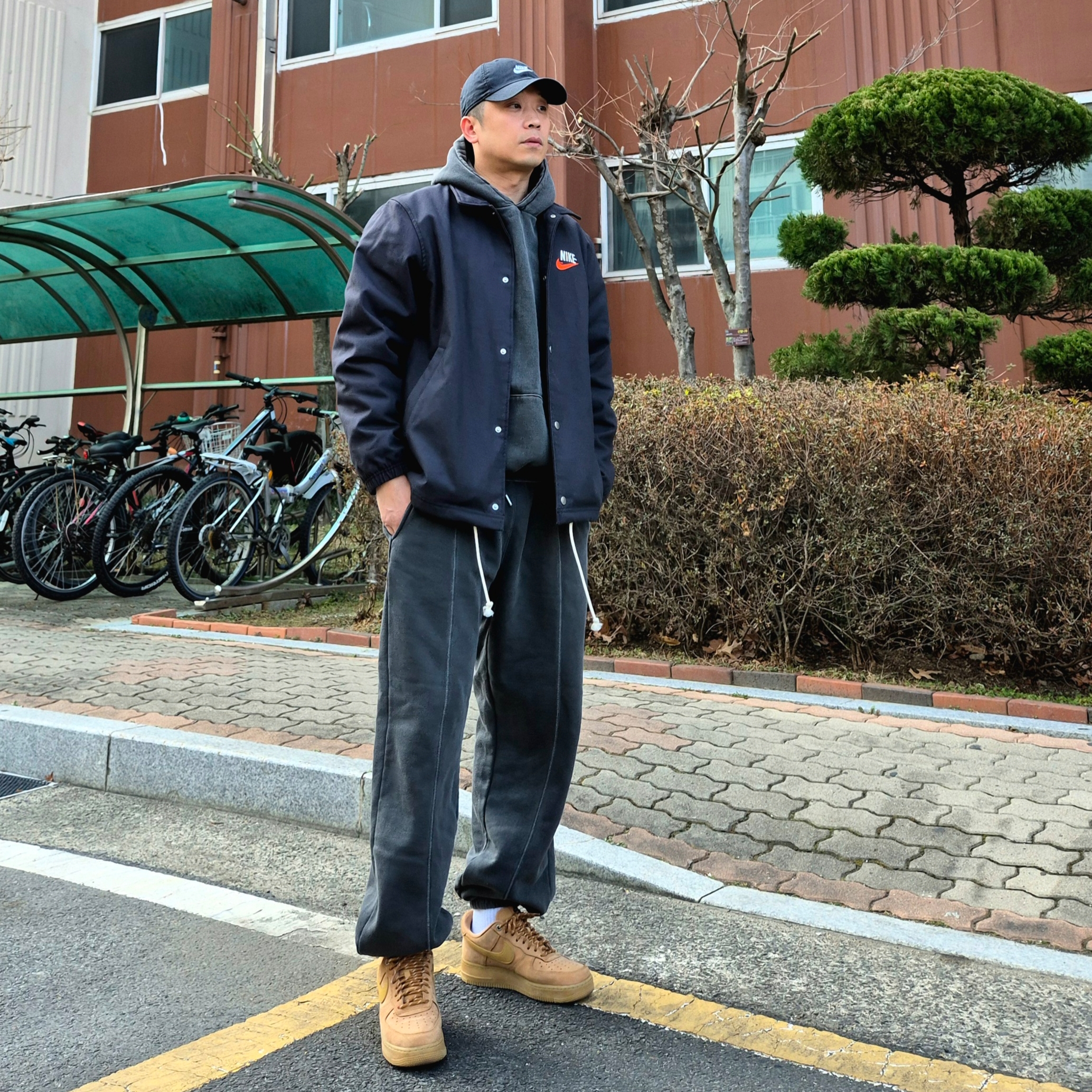 Nike Air Force 1 '07 WB Flax, Nike NSW Trend WC 1 Jacket Midnight Navy - Asia 착용 스타일 - 1