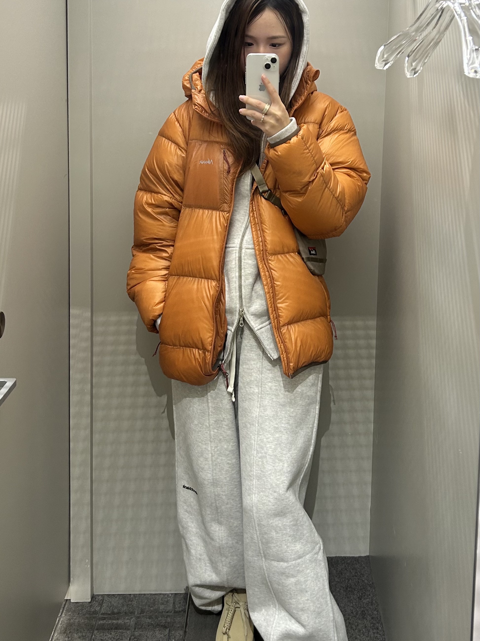 [KREAM 단독] About:Blank Pleated Sweatpant Grey Marl Black - 26SS 착용 스타일 - 2