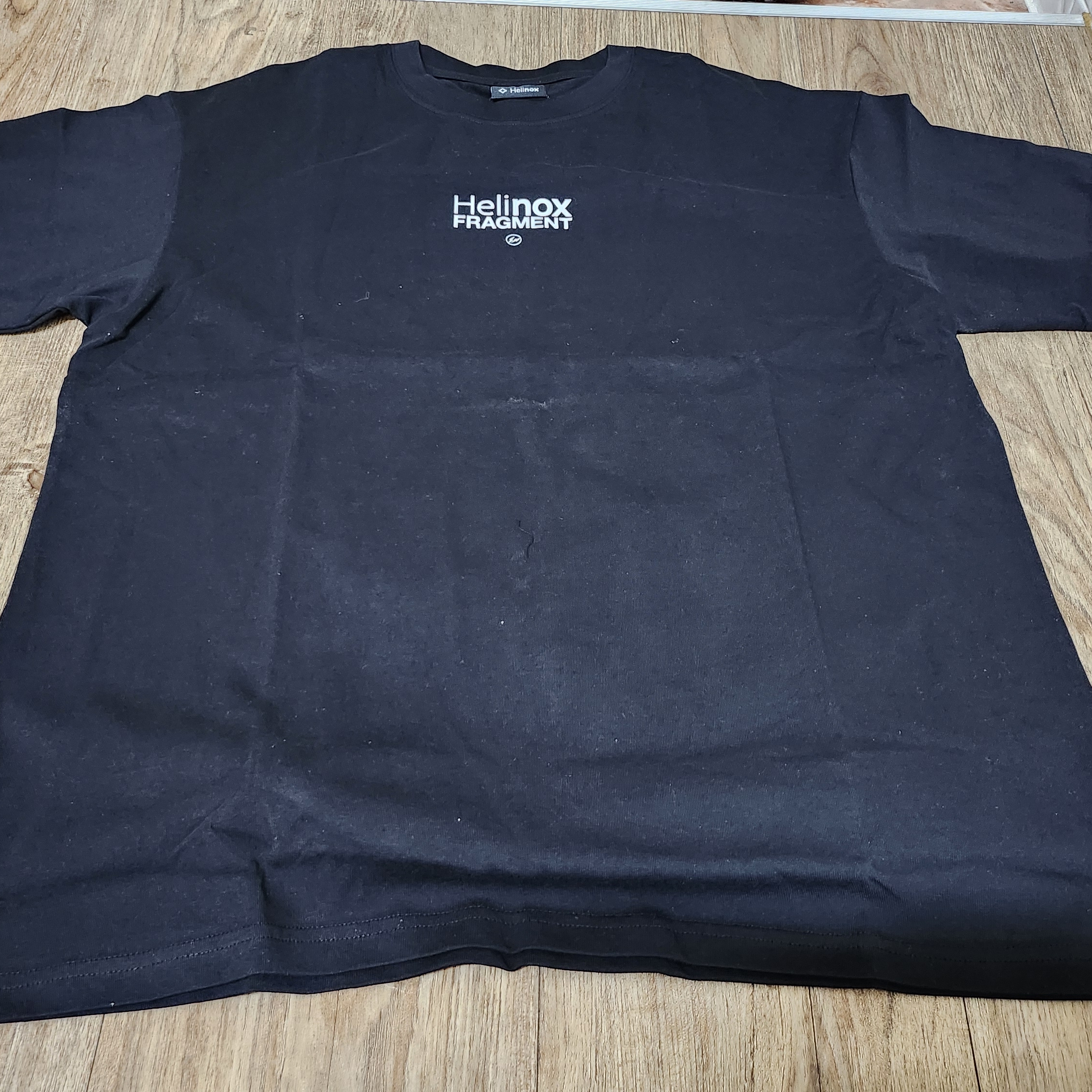 Helinox x Fragment Design T-Shirt Black, Helinox x Fragment Design Cap Black 착용 스타일 - 1