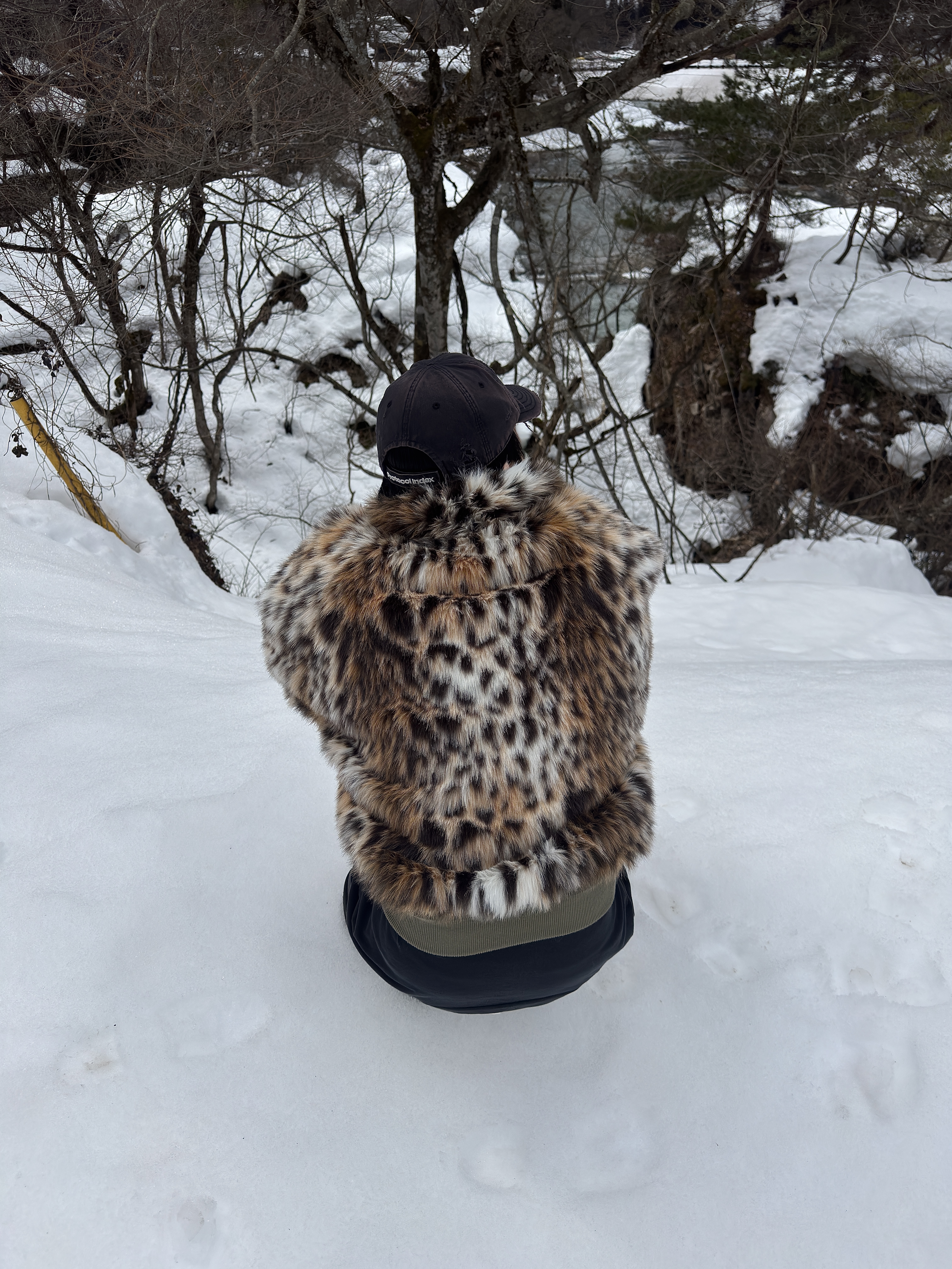 Protocol Index Exaggerated Shoulder Fur N2B Jacket Khaki, Balenciaga Venom Boot Black 착용 스타일 - 3