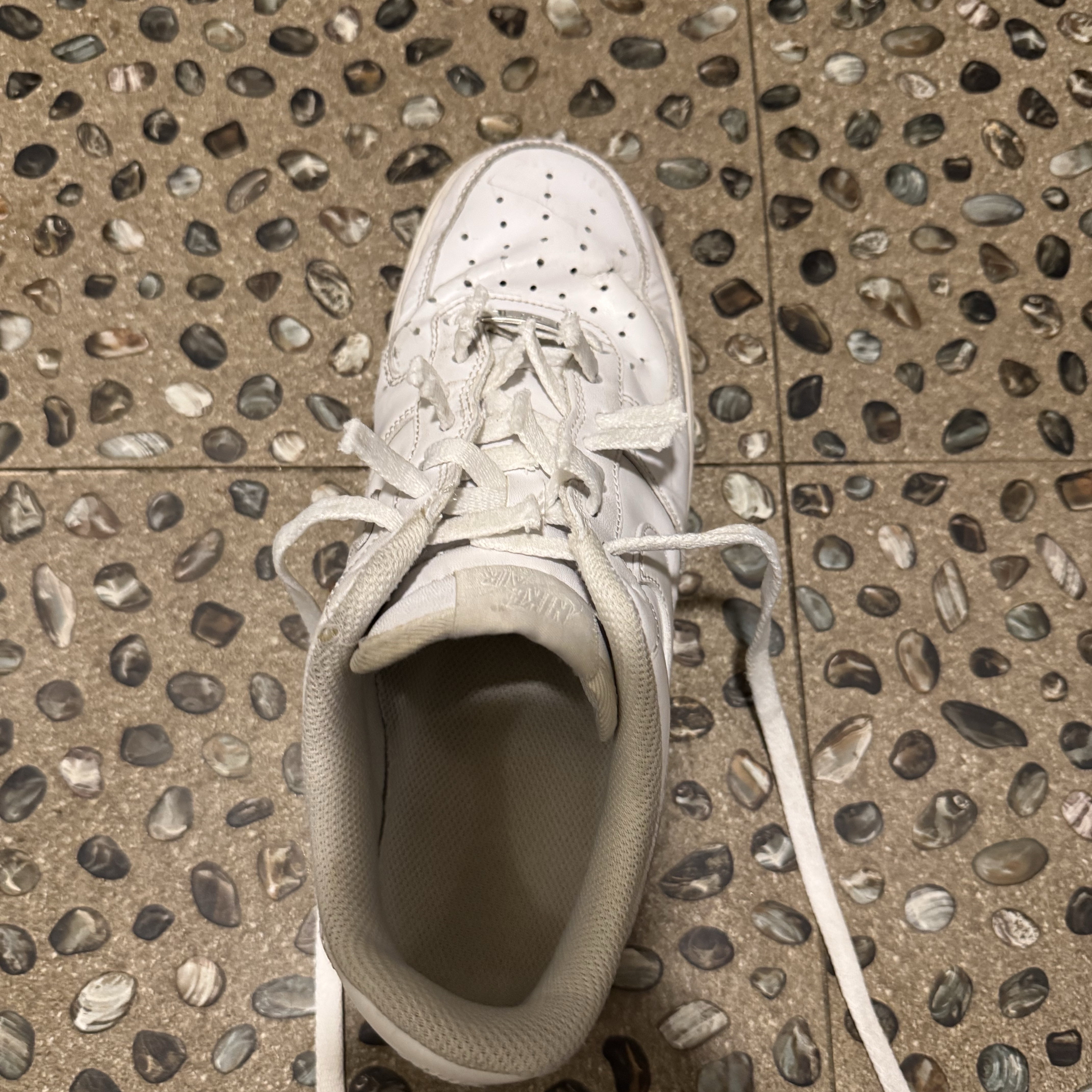 Nike Air Force 1 '07 White Light Smoke Grey, Nike Air Force 1 '07 WB Flax 착용 스타일 - 3