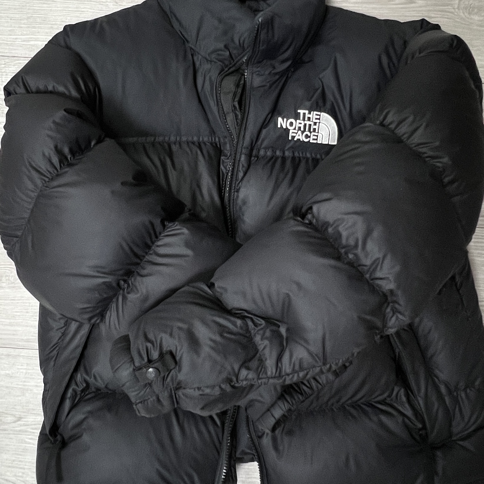 The North Face 1996 Eco Nuptse Jacket Black 착용 스타일