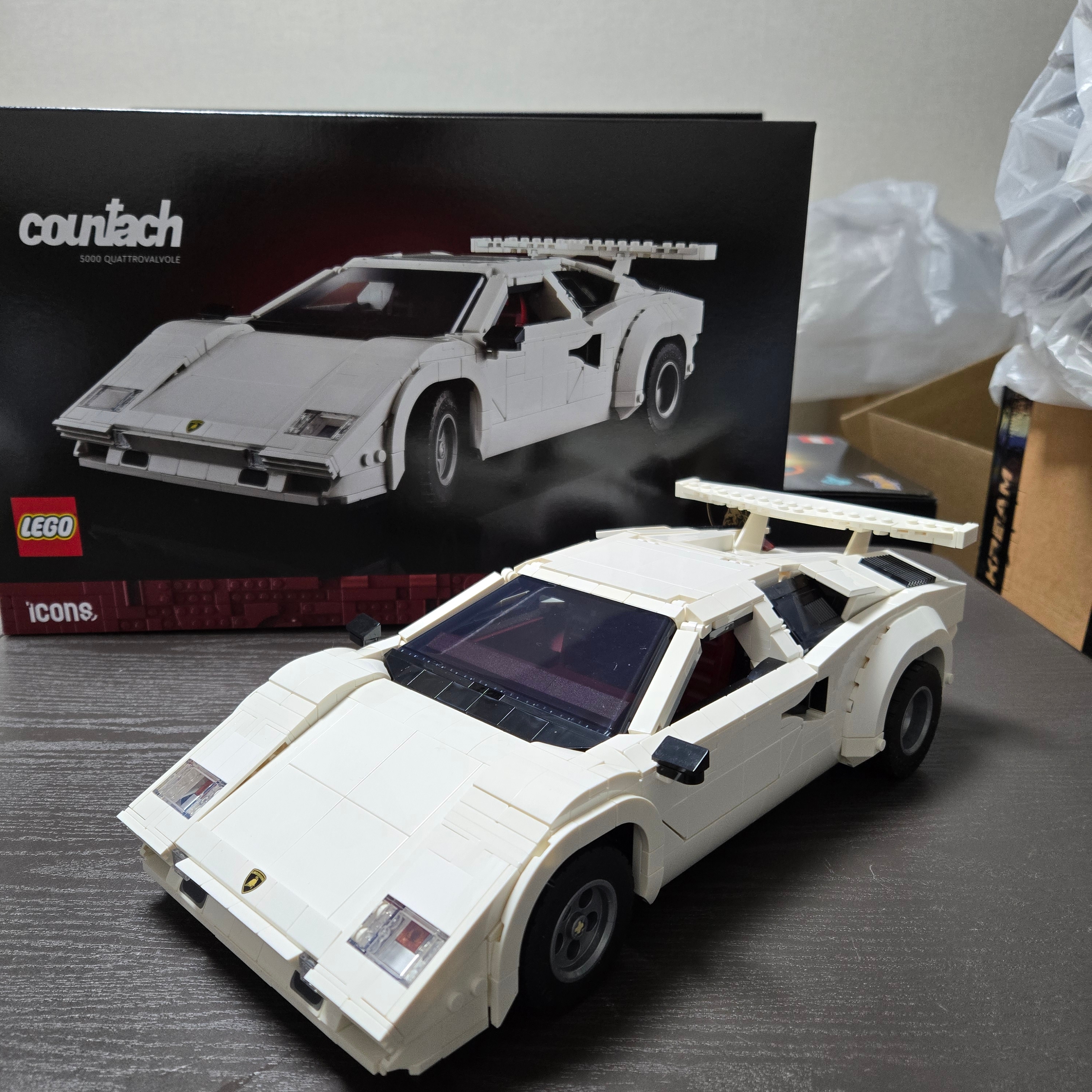 Lego Lamborghini Countach 5000 Quattrovalvole 착용 스타일 - 1