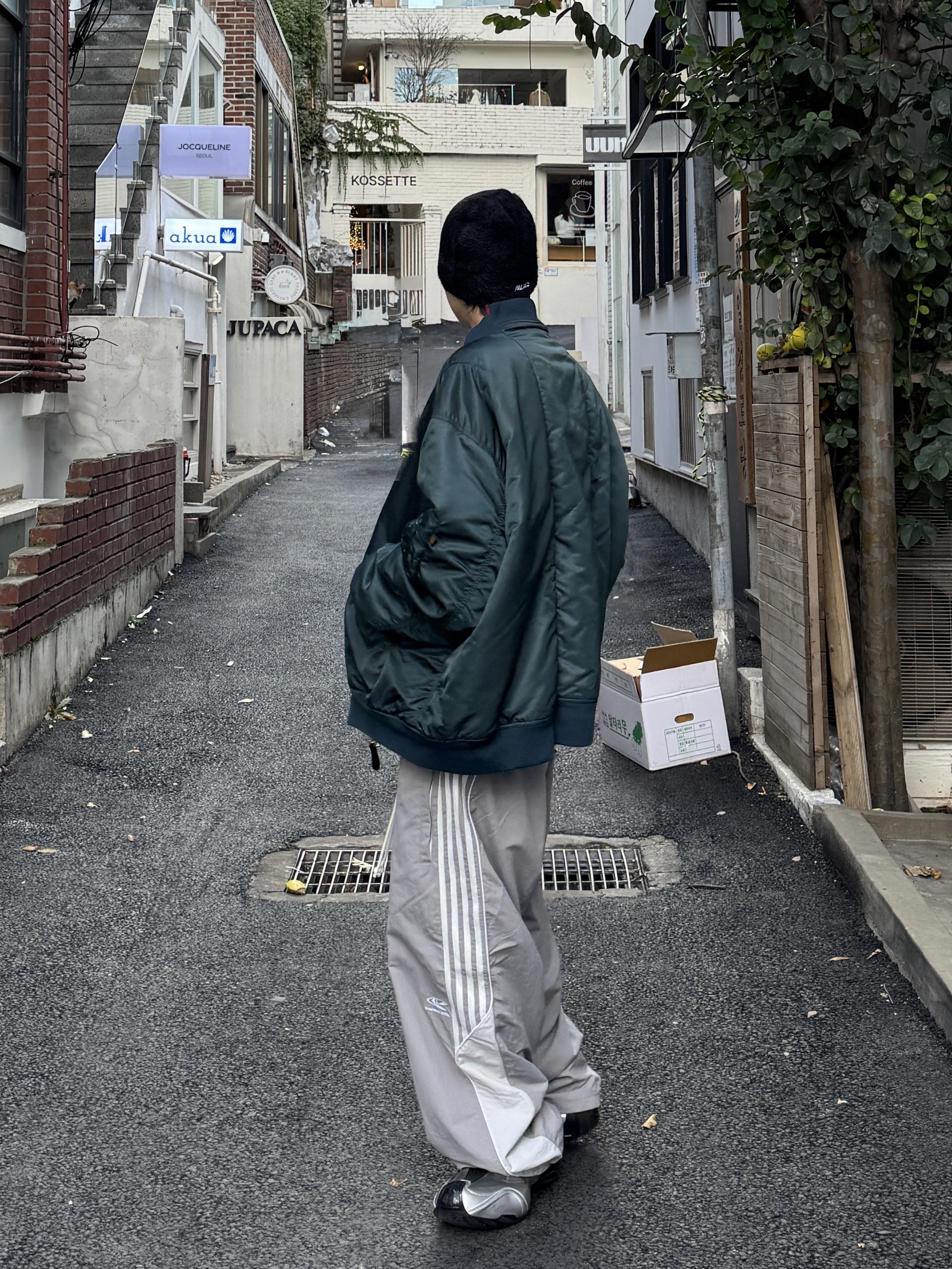 Protocol Index 3 Layered Track Pants Grey, Balenciaga Basketball Sneakers Silver Black 착용 스타일 - 2