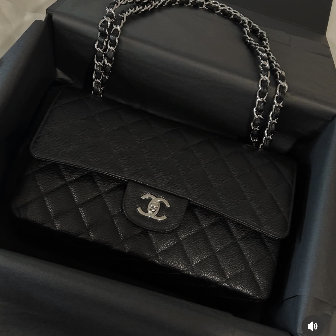 Chanel Large Classic Handbag Grained Calfskin & Silver Black ์ฐฉ์ฉ ์คํ์ผ - 3
