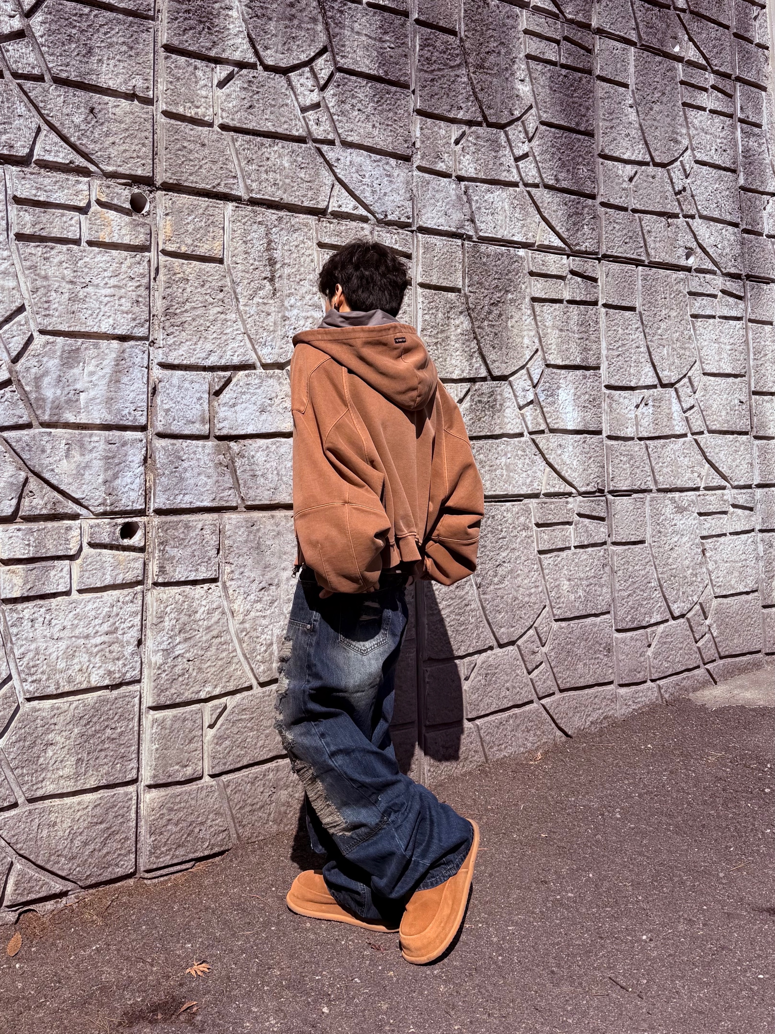 Ajobyajo Vintage Pigment Zip-Up Hoodie Mocha, NONPARKING X kinchi N Road Boots Brown 착용 스타일 - 4