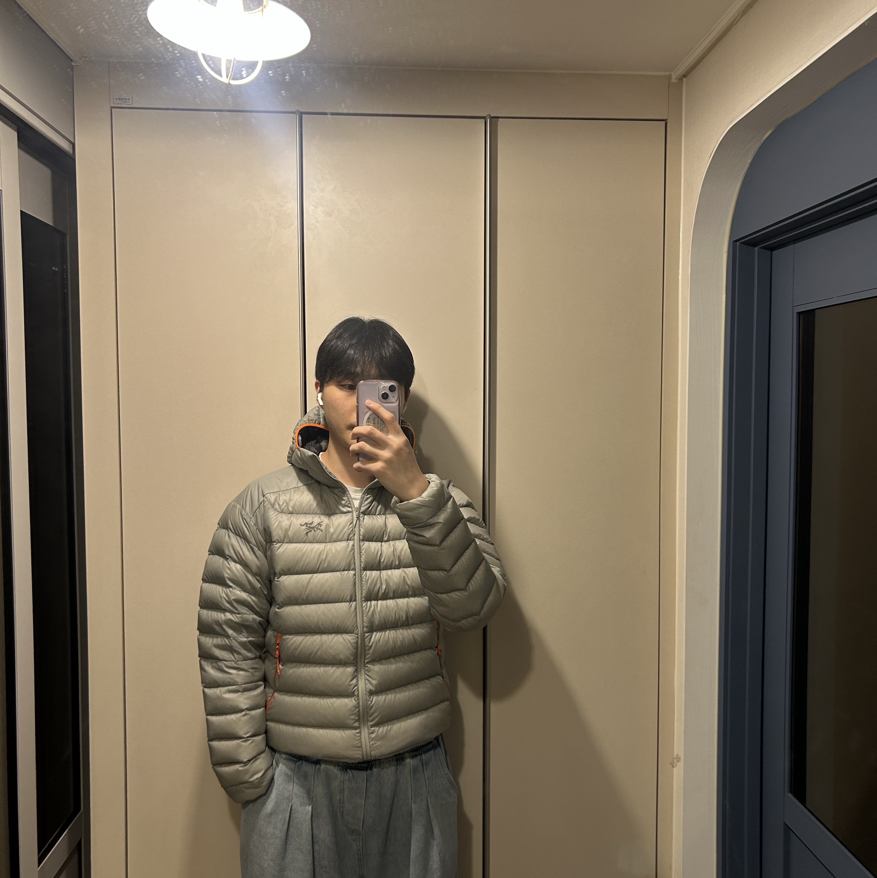 Arc'teryx Cerium Hoody Habitat 착용 스타일 - 2