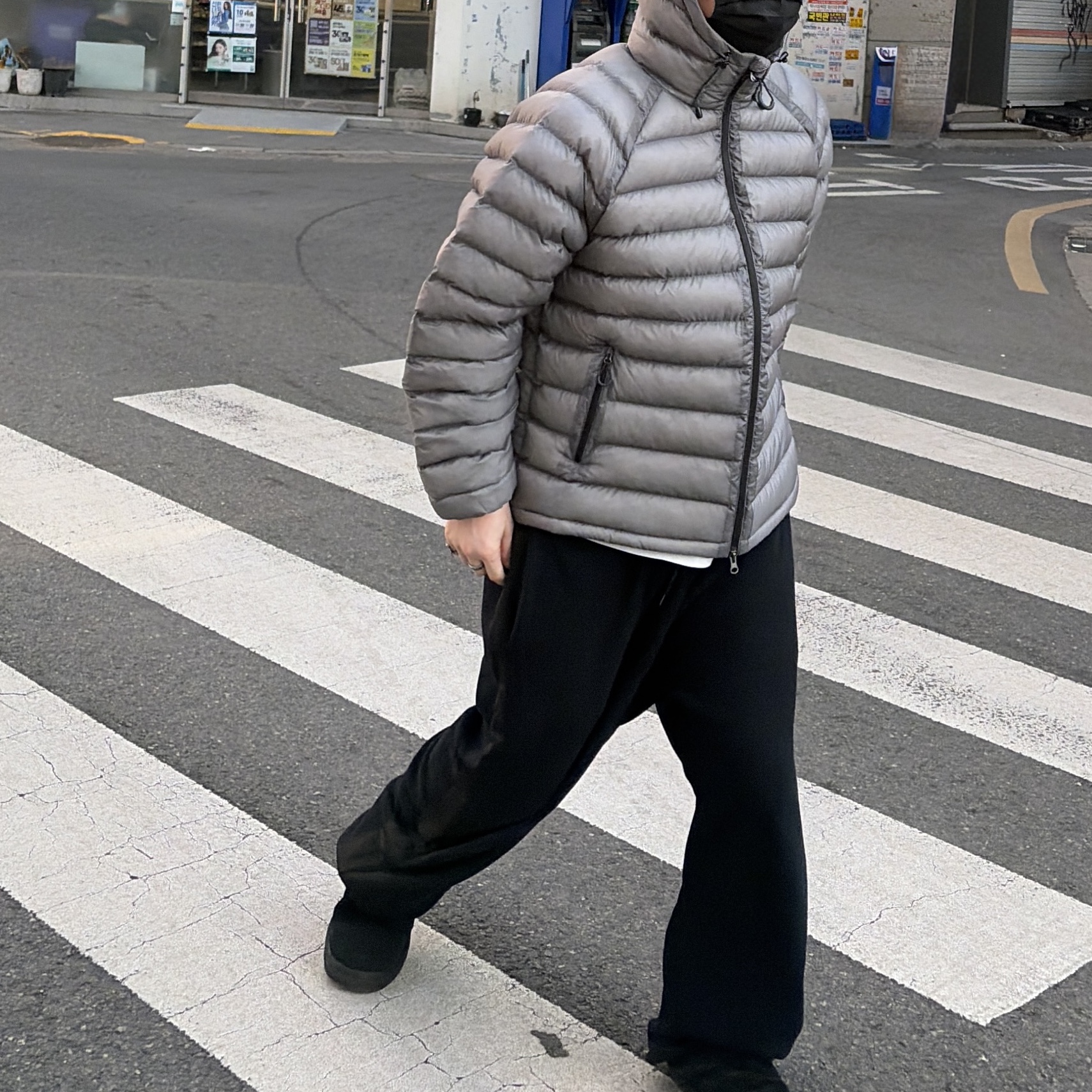 Uniqlo x Needles Fleece Wide Pants Black - KR, Suare women light seashell padded jumper gray 착용 스타일